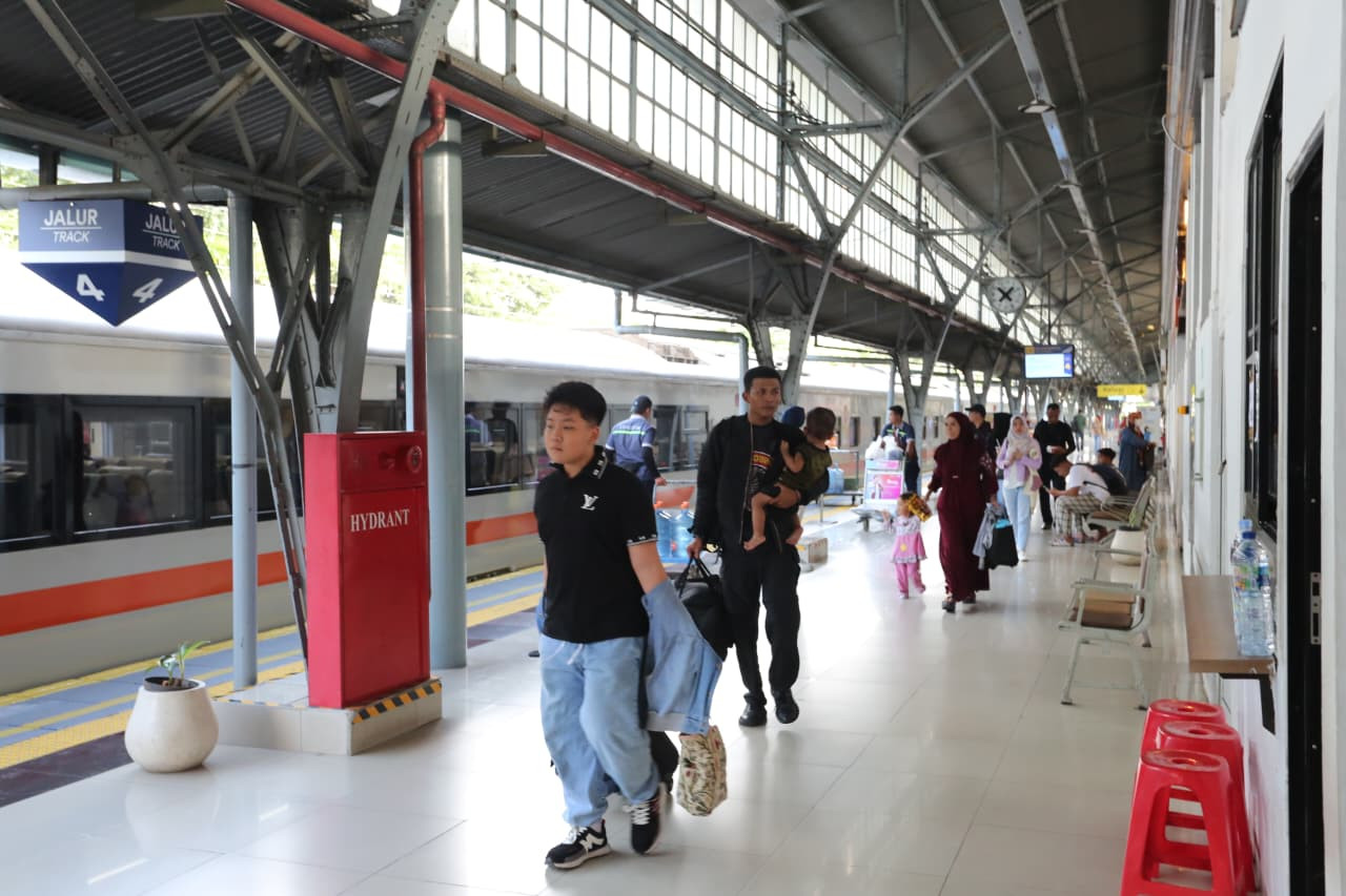 Siap-Siap War Tiket Kereta Murah Mudik Lebaran 2026, Mulai 16.30 WIB Sore Ini
