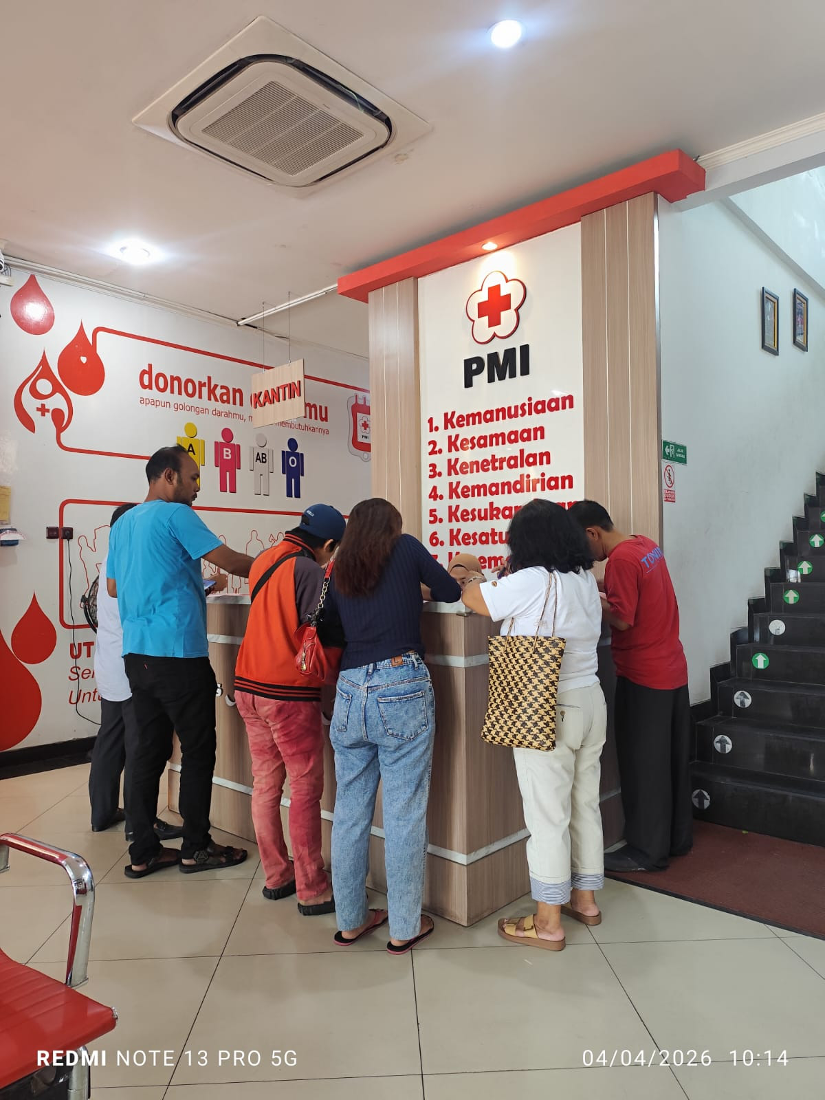 Sambut HUT ke-40 dan Paskah, GPI Plumpang Gelar Donor Darah dan Bagi Sembako