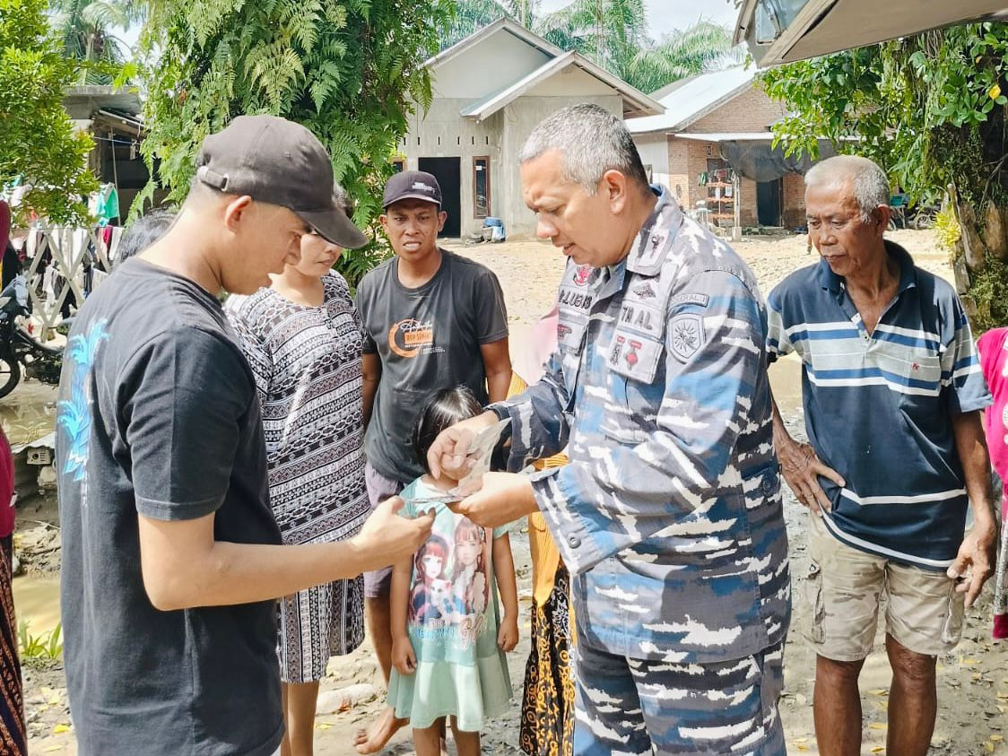 Misi Kemanusiaan, Kodaeral I Salurkan Bantuan Pelayanan Kesehatan di Aceh Tamiang