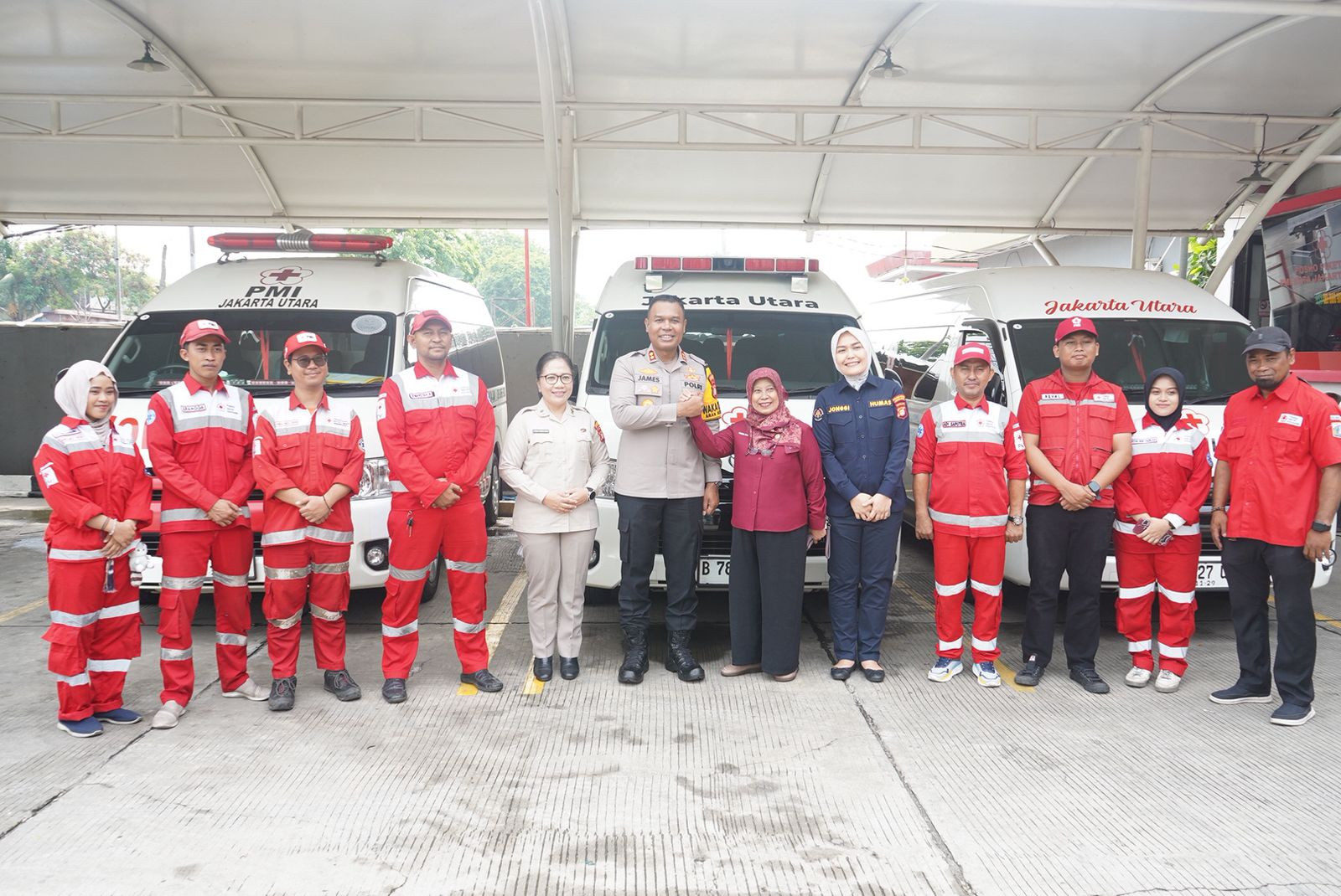 Peduli Sesama, Wakapolres Metro Jakut Pimpin Donor Darah dalam Rangka Hari Jadi ke-74 Humas Polri