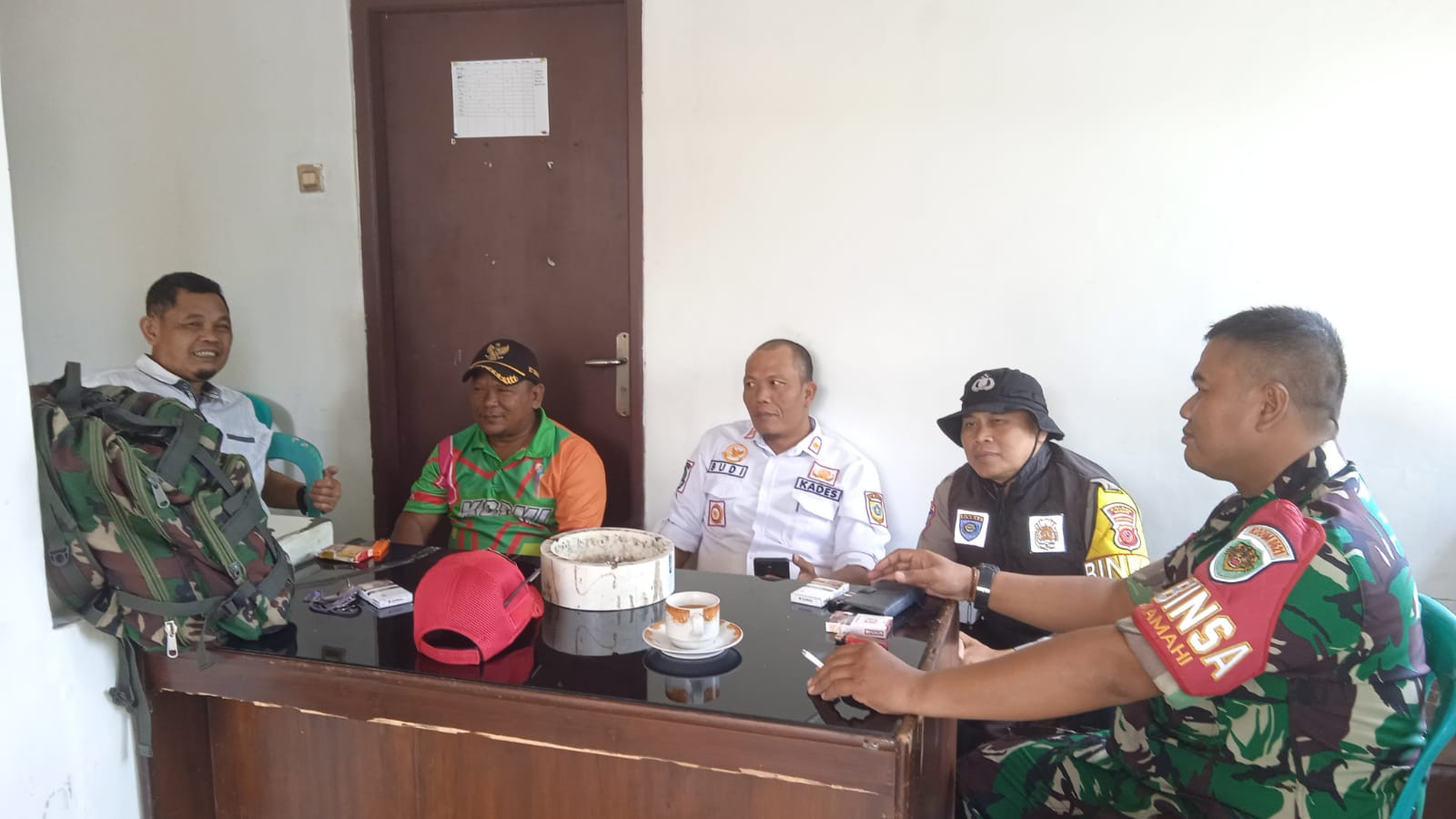 Polri untuk Masyarakat, Sinergitas TNI–Polri dan Tokoh Desa Sukamahi Terus Ditingkatkan