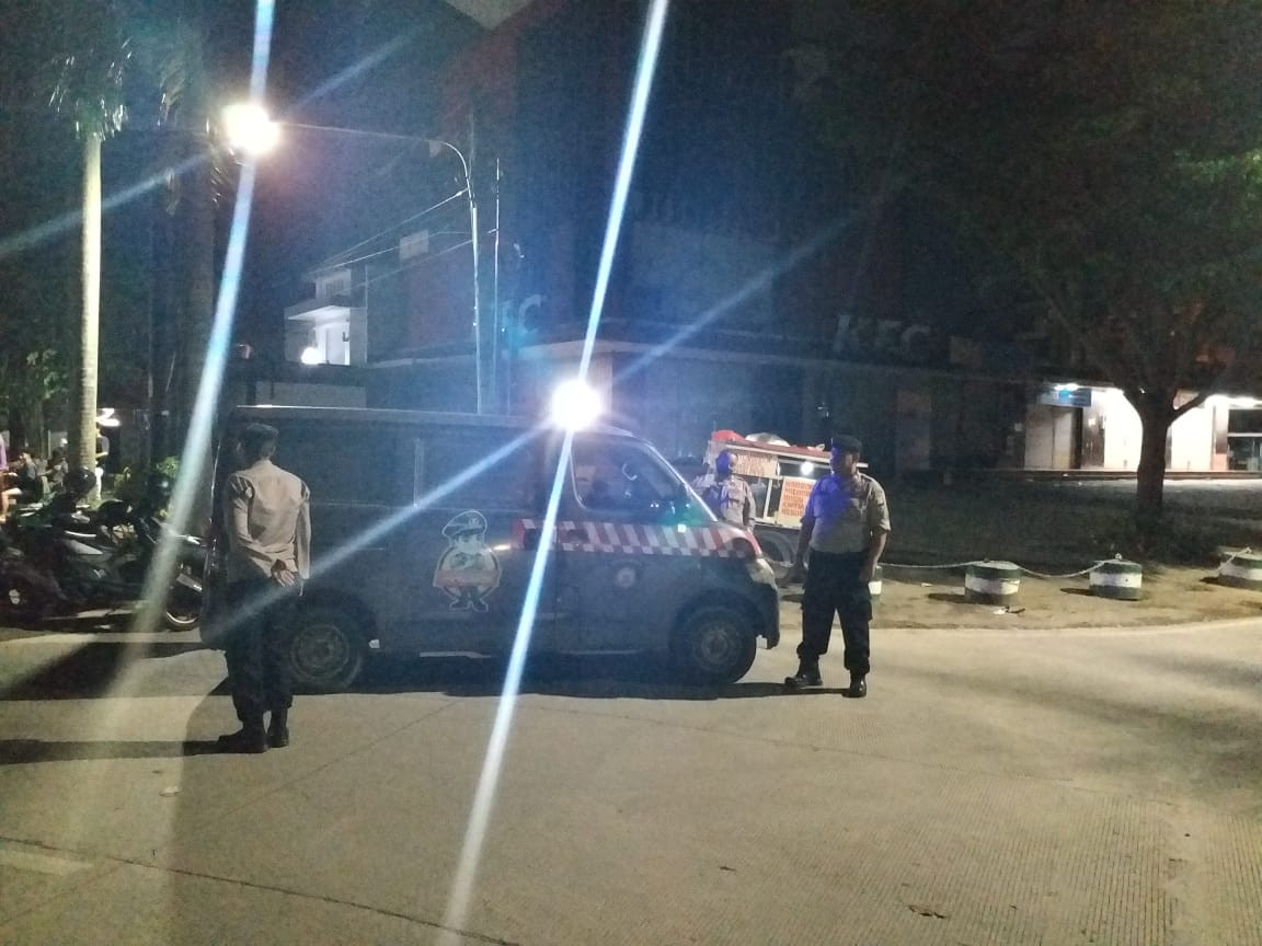 POLSEK RAWA LUMBU GELAR PATROLI SKALA SEDANG DAN KRYD UNTUK CIPTAKAN SITUASI KONDUSIF