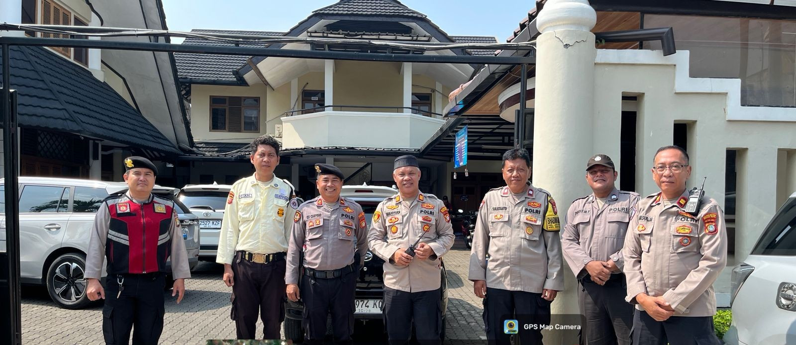 Kapolsek Bekasi Barat Pantau Langsung Pengamanan Ibadah Kenaikan Yesus Kristus, Pastikan Jemaat Beribadah Aman dan Nyaman