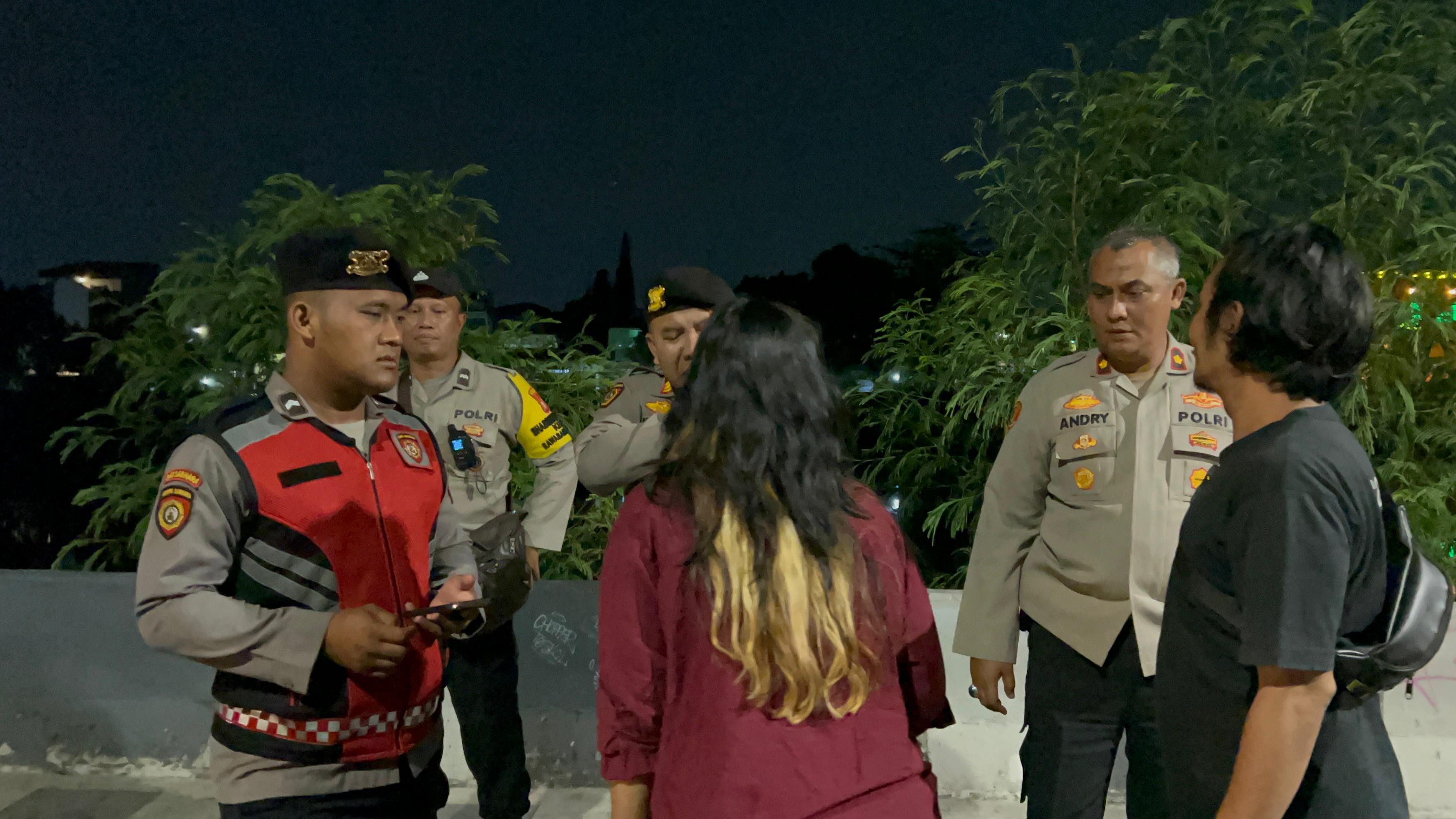 Kapolsek Koja Pimpin Patroli Antisipasi Kejahatan Jalanan dalam Program Jaga Jakarta