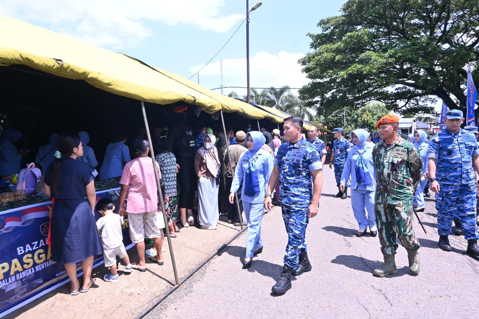 Lanud Sultan Hasanuddin Gelar Bazar Ramadan TNI Serentak, Jelang Idul Fitri