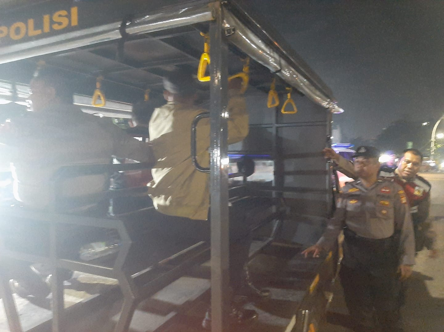 Polsek Metro Penjaringan Intensifkan KRYD Malam Hari, Antisipasi Tawuran dan Kejahatan Jalanan