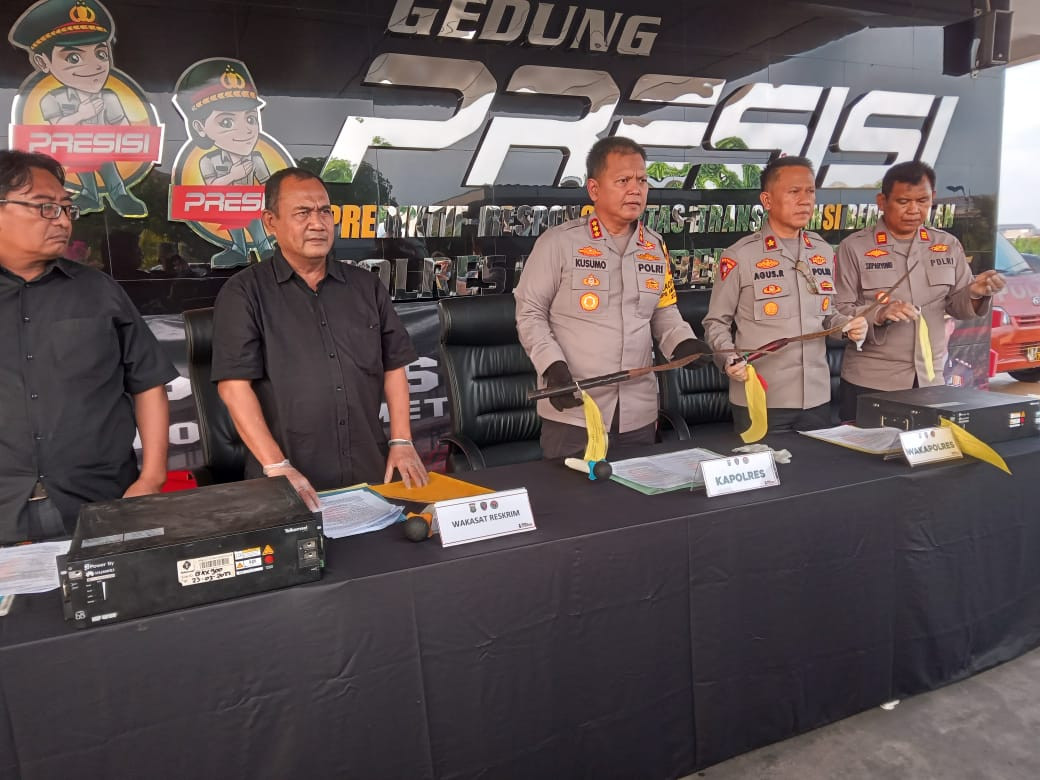 Polres Metro Bekasi Kota Tangkap Tiga Pelaku Penganiayaan Maut di Jalan Raya Hankam