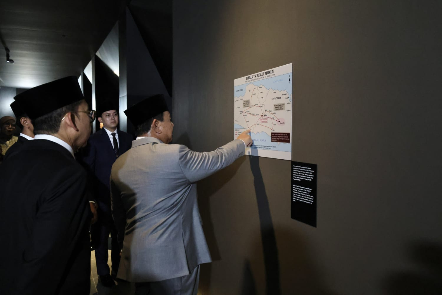 Usai Pimpin Upacara Hari Kesaktian Pancasila, Prabowo Resmikan Renovasi Museum di Lubang Buaya