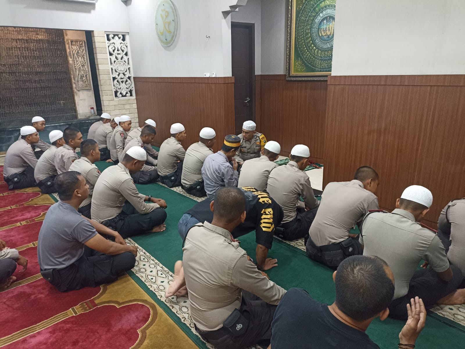 Polsek Metro Penjaringan Gelar Doa Bersama Untuk Korban Ledakan SMA Negeri 72