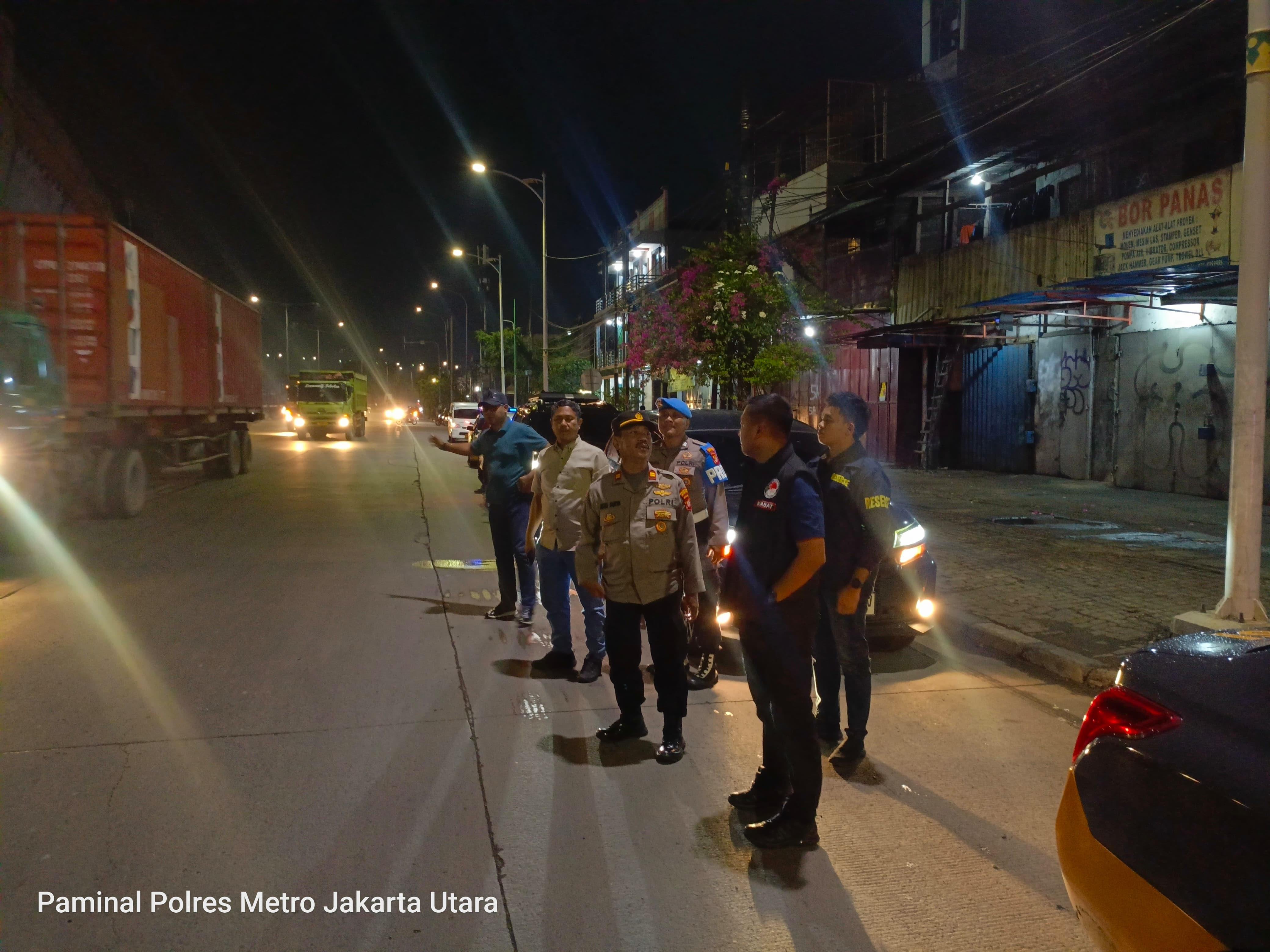 Patroli Gabungan KRYD Polres Metro Jakarta Utara Pantau Sejumlah Titik Rawan Hingga Dini Hari