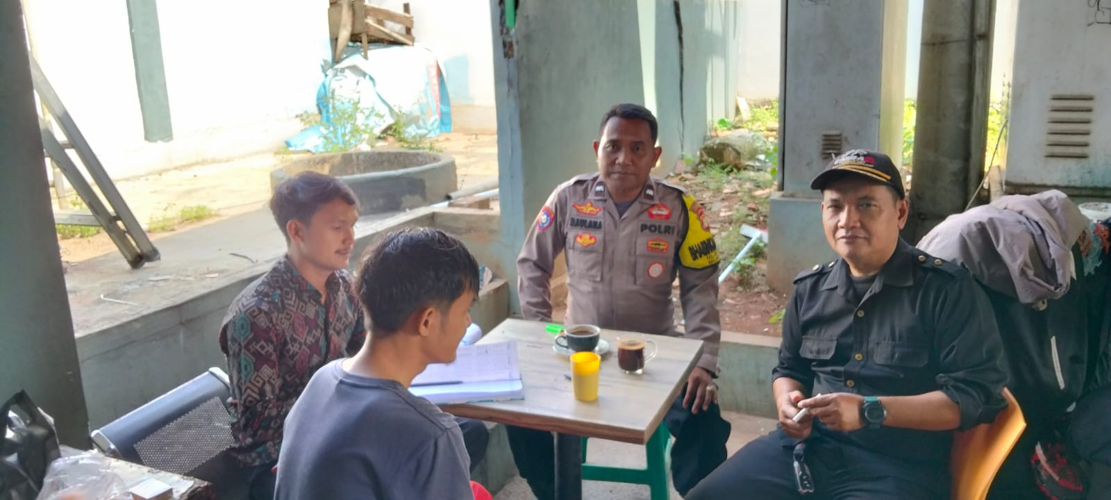 Antisipasi Gangguan Kamtibmas, Bhabinkamtibmas Jatiasih Patroli di SPBU Jatirasa