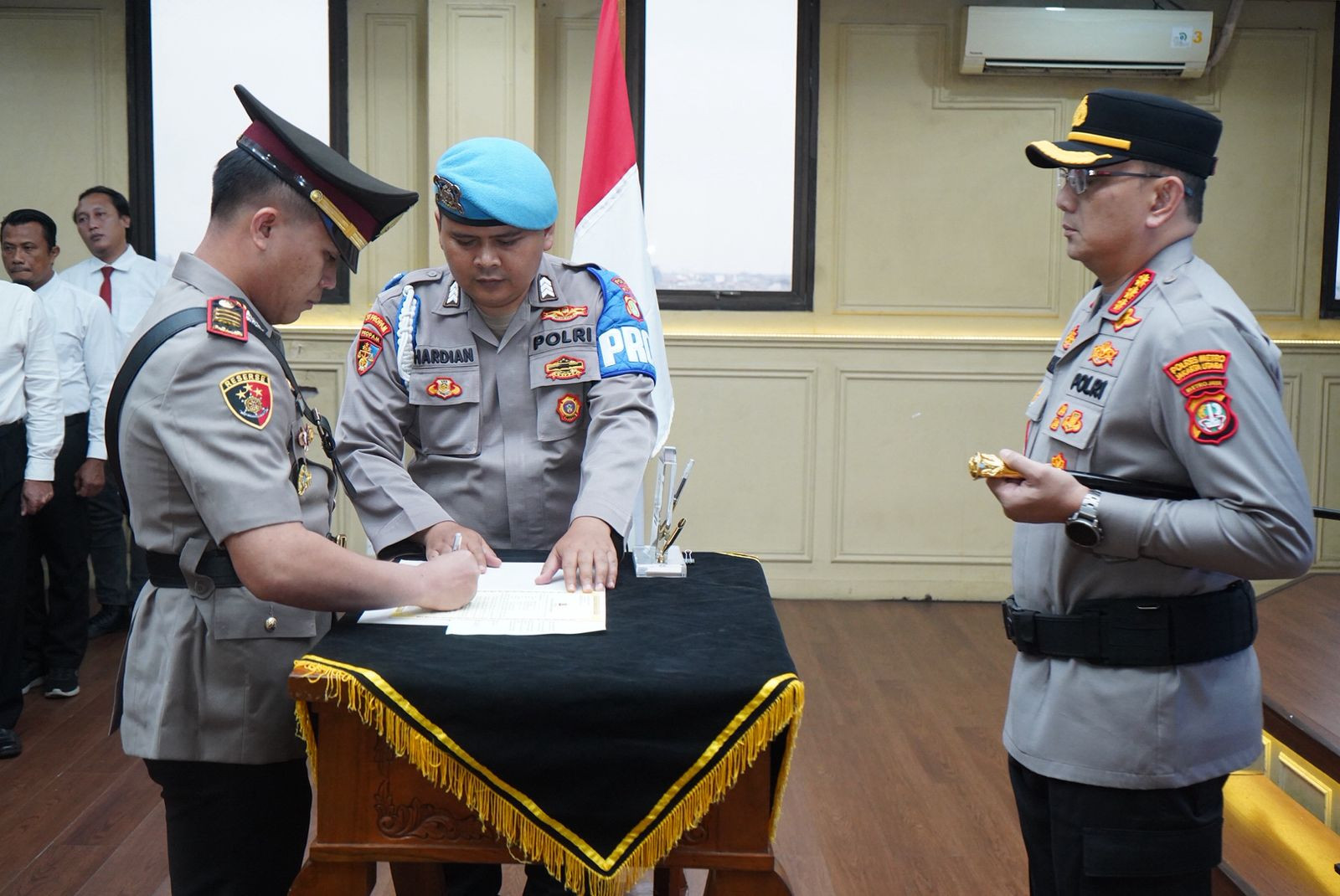 Sertijab Kapolsek Pademangan, Polres Metro Jakarta Utara Tekankan Profesionalisme dan Pelayanan Publik