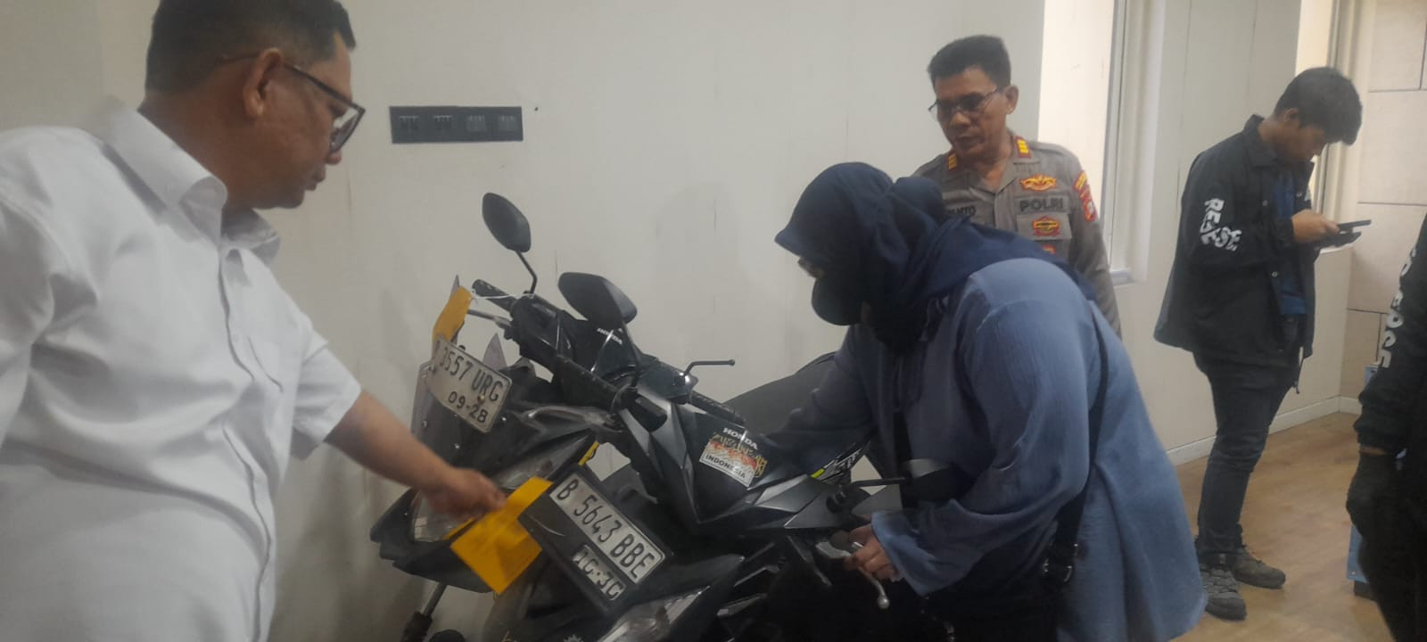 Polsek Metro Penjaringan Bongkar Komplotan Curanmor Kapuk Muara, Dua Pelaku Dibekuk dan Satu DPO