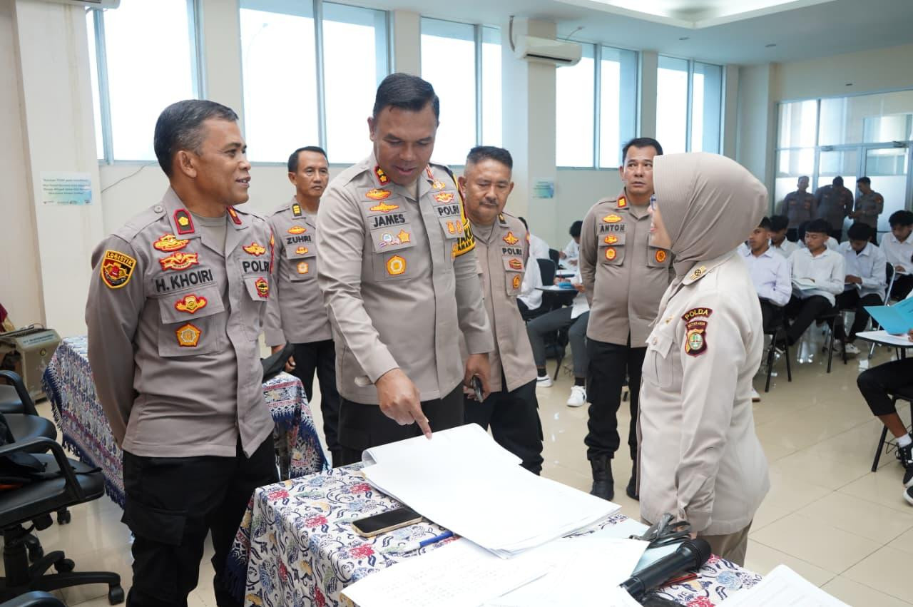 Wakapolres Metro Jakarta Utara Tinjau Tes Psikologi Relawan SPPG Polri