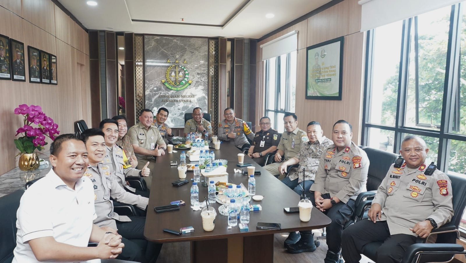 Kapolres Metro Jakut Bersama Forkopimko Plus Jakarta Utara Perkuat Sinergi Lewat Kunjungan ke Kejaksaan Negeri Jakarta Utara