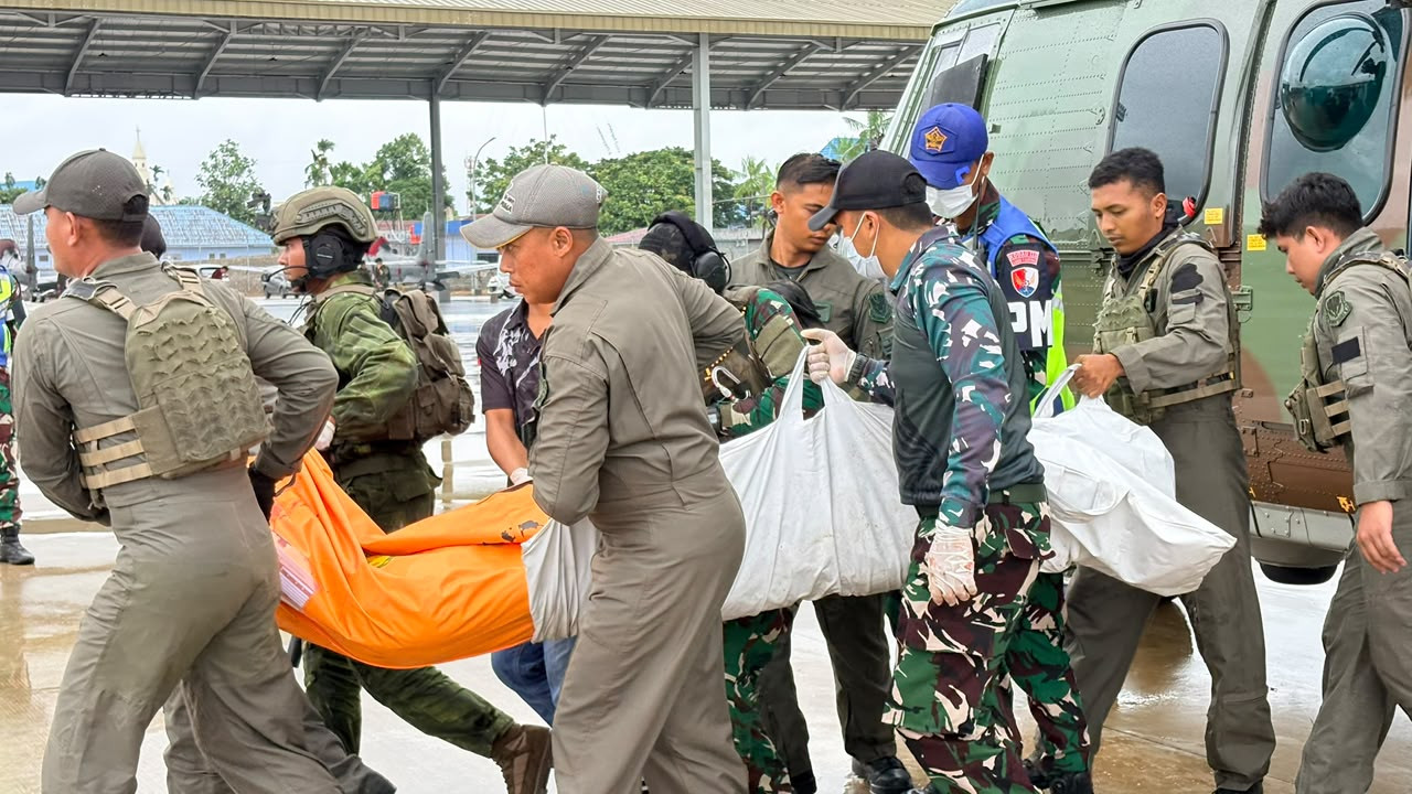 Menkopolkam Kutuk Keras Pembakaran dan Pembunuhan Pilot AMA Air Oleh KKB Papua