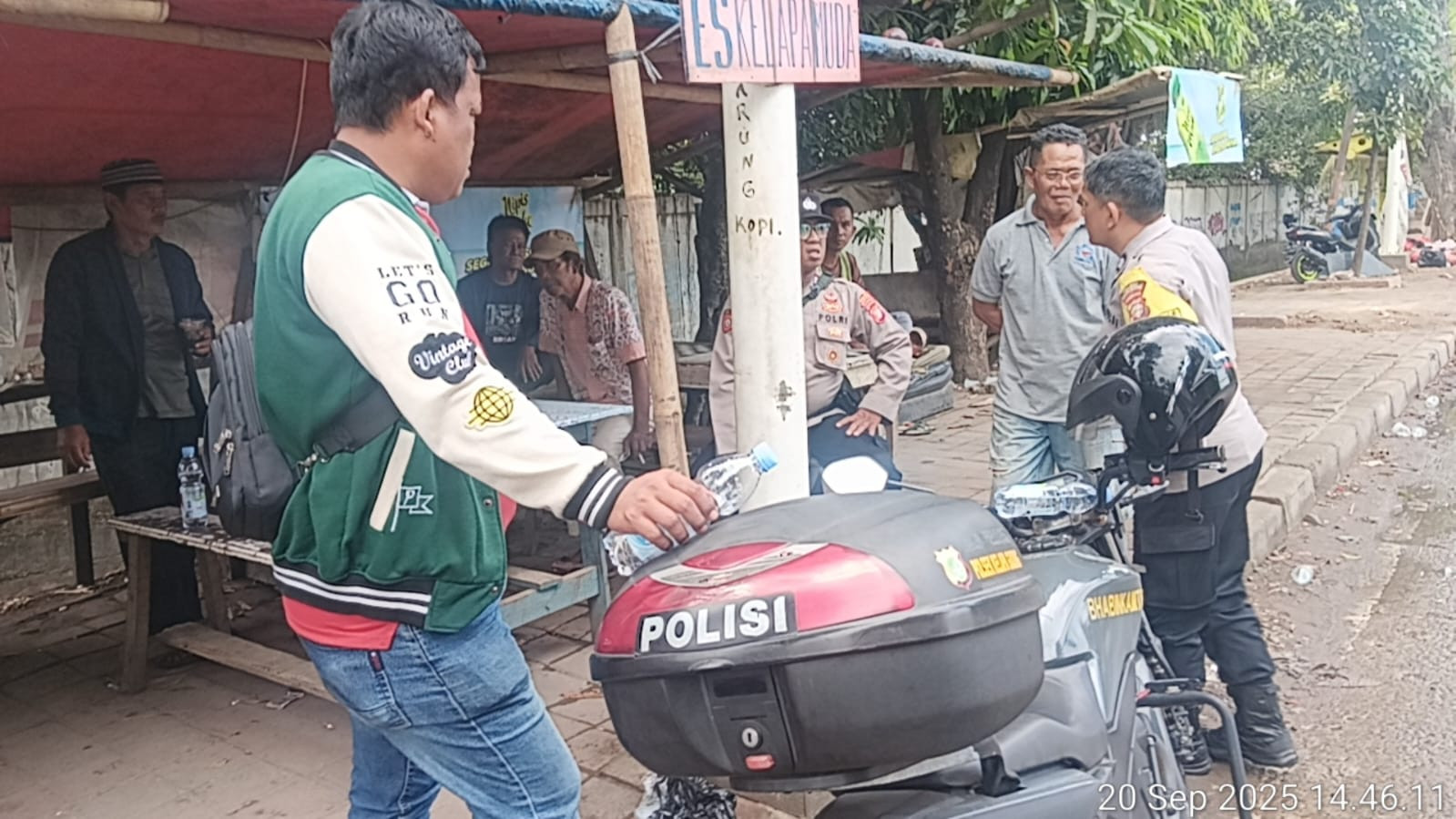 Polsek Kelapa Gading Tindaklanjuti Laporan  Warga Melalui Hotline 110, Soal Sekelompok Orang di Pegangsaan Dua