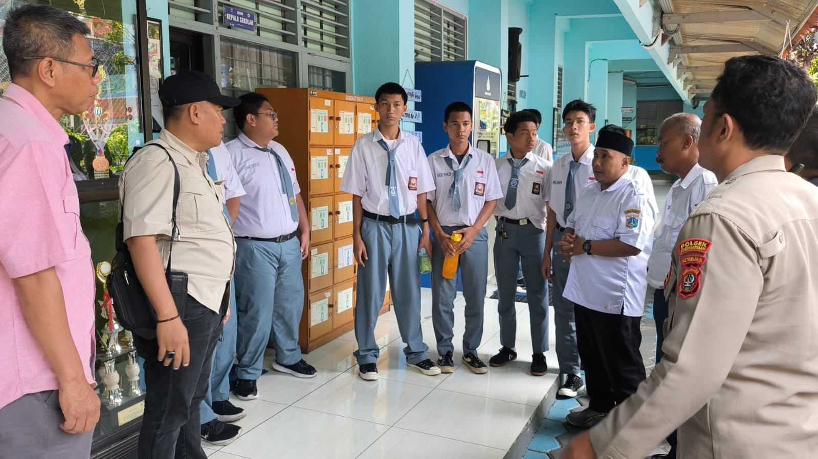 Kanit Intelkam Polsek Pademangan Imbau Pelajar Tak Ikut Demo Susulan di SMA Negeri 40