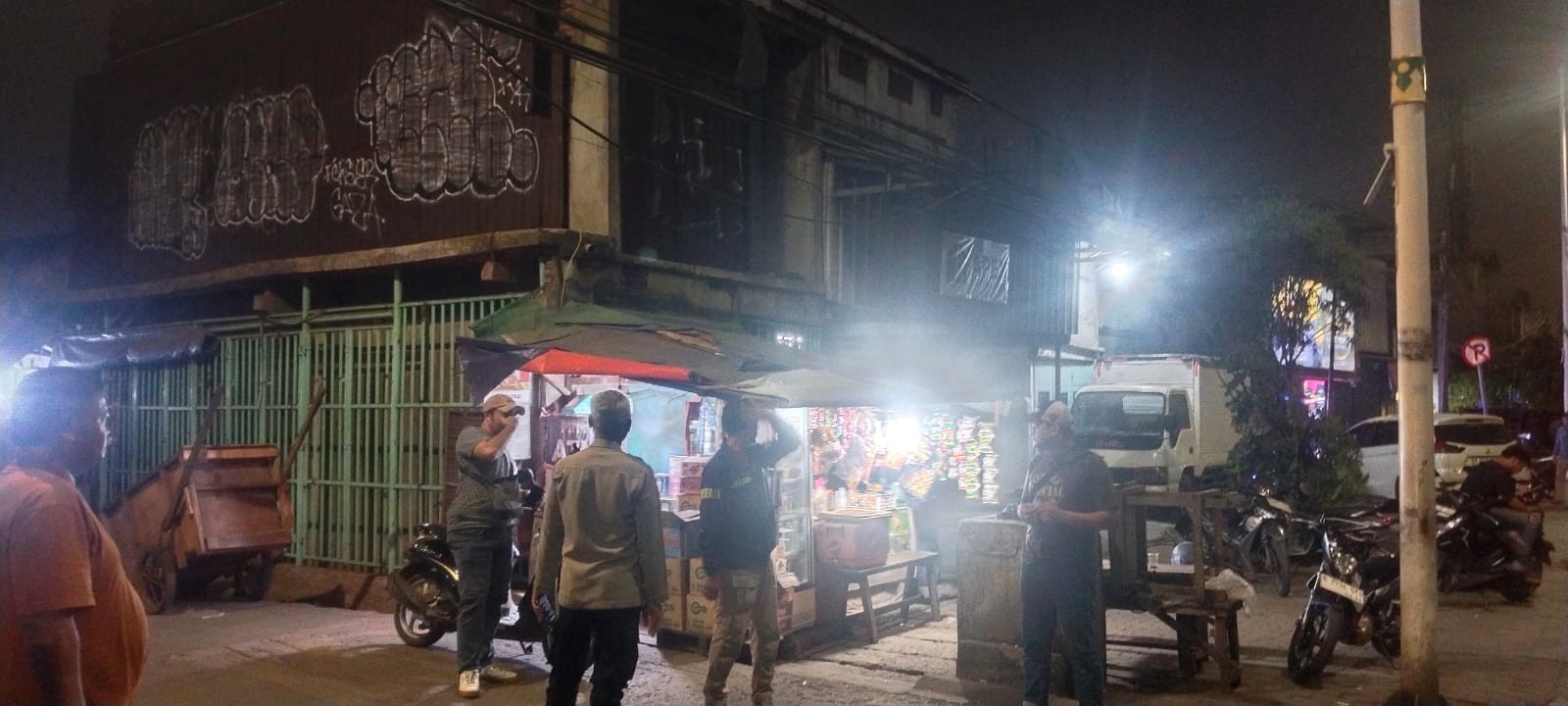 Respon Cepat Layanan 110, Polsek Koja Cek TKP Dugaan Tawuran di Pasar Waru