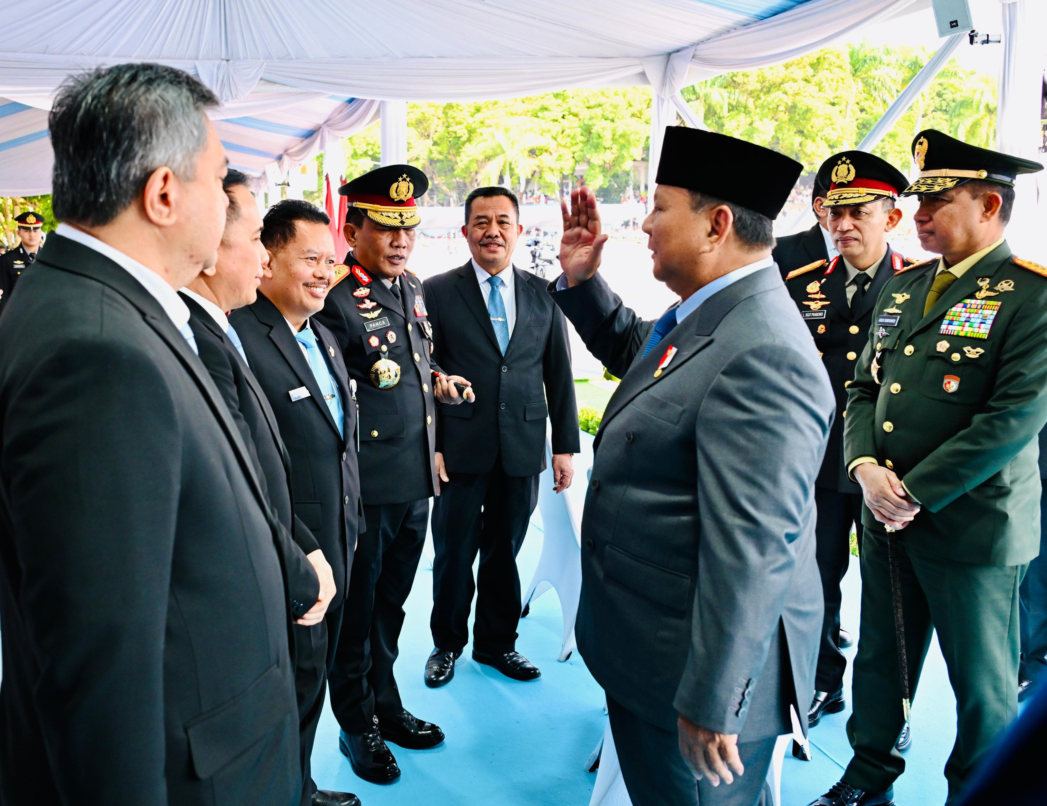 Panglima TNI Hadiri Pelantikan Pamong Praja Muda IPDN Angkatan XXXIII Tahun 2026
