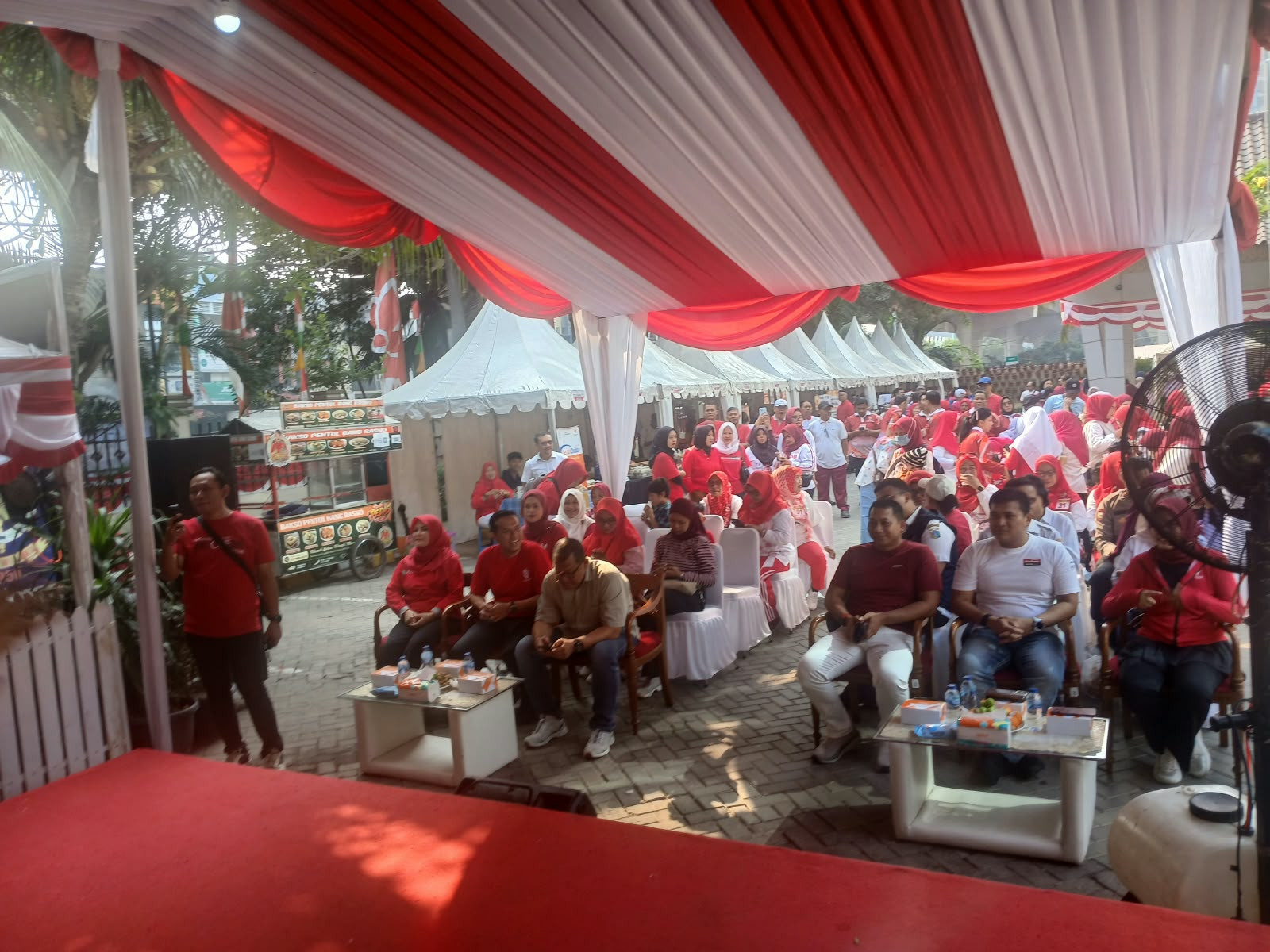 Semarak HUT ke-81 RI di Kelapa Gading Meriah, Kapolsek Ajak Warga Perkuat Persatuan dan Gotong Royong
