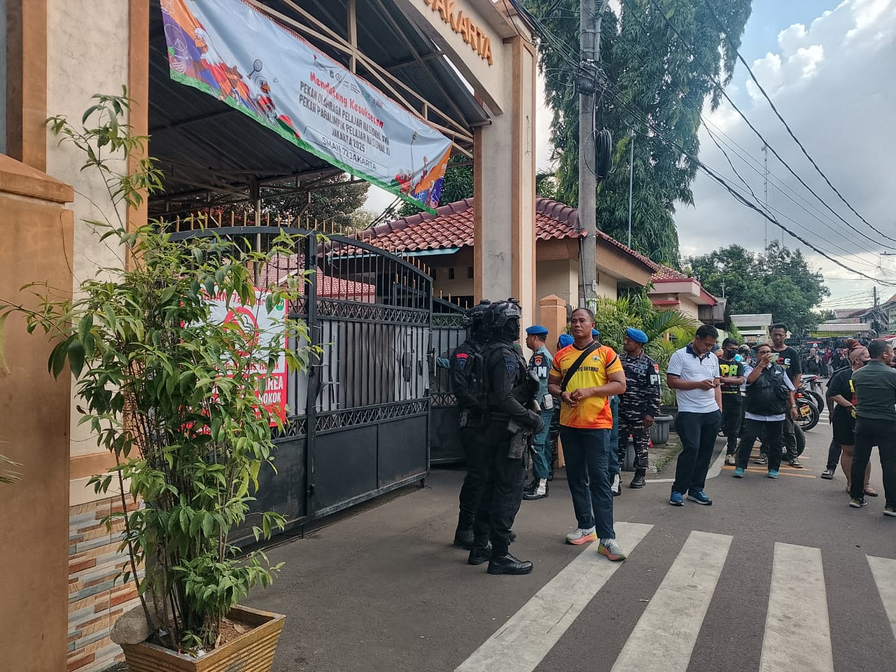 Ledakan di SMAN 72 Komplek TNI AL Kodamar Kelapa Gading: 55 Orang Luka, Polisi Tetapkan 2 Terduga Pelaku