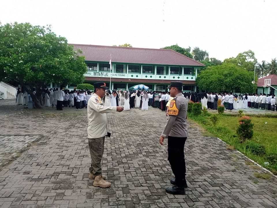 Briptu Andika Fajar Hadir dan Mendampingi Pawai Hari Santri Nasional di Pulau Tidung
