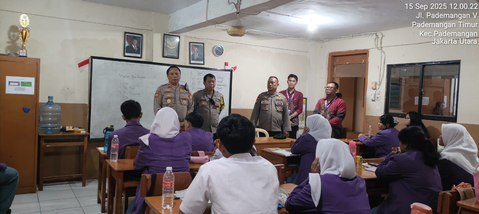 Polsek Pademangan Police Go To School di SMK Harapan Mulia,    Sosialisasi Bahaya Kenakalan Remaja dan Narkoba