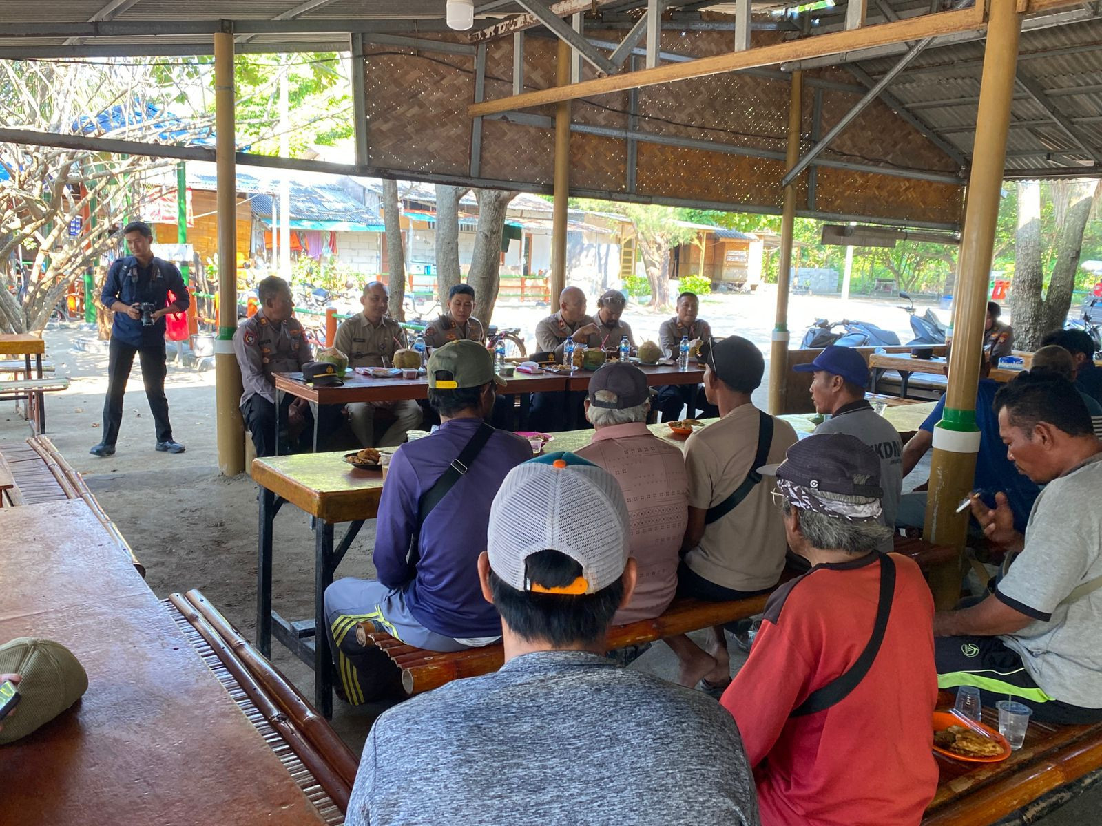 Kapolres Kepulauan Seribu Gelar Jumat Curhat di Pulau Tidung, Ajak Warga Aktif Jaga Kamtibmas dan Manfaatkan Layanan 110