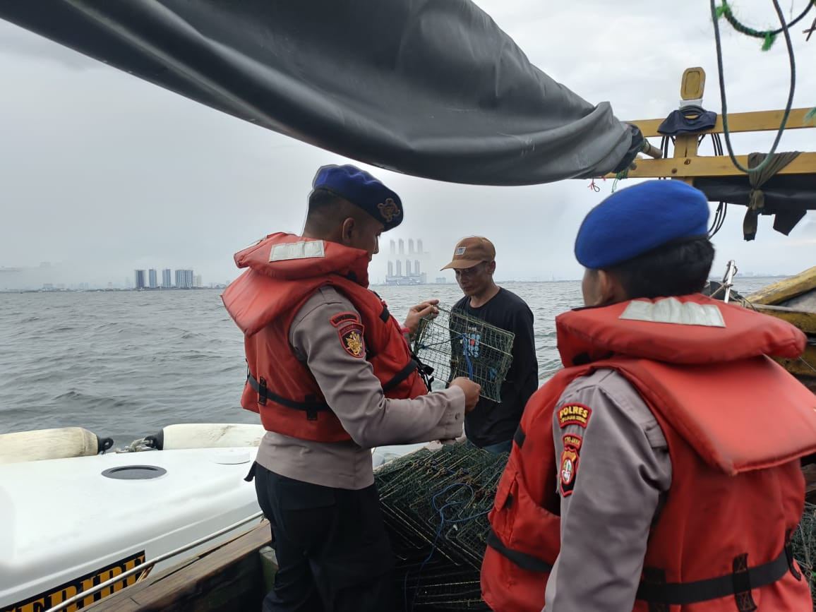 Satpolairud Polres Kepulauan Seribu Gelar Patroli Dialogis Laut Antisipasi Kejahatan