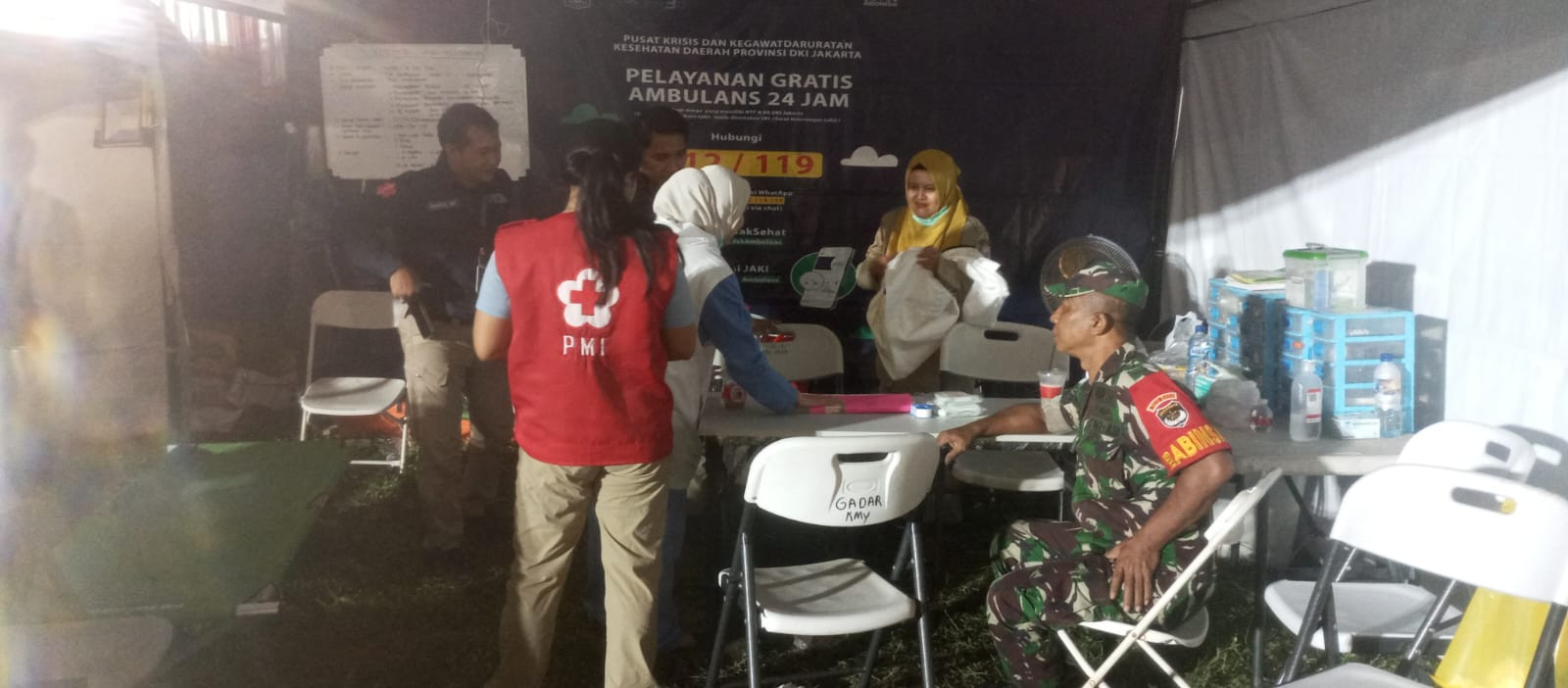 Respon Cepat Kodim Jakarta Pusat Bantu Korban Kebakaran di Kemayoran
