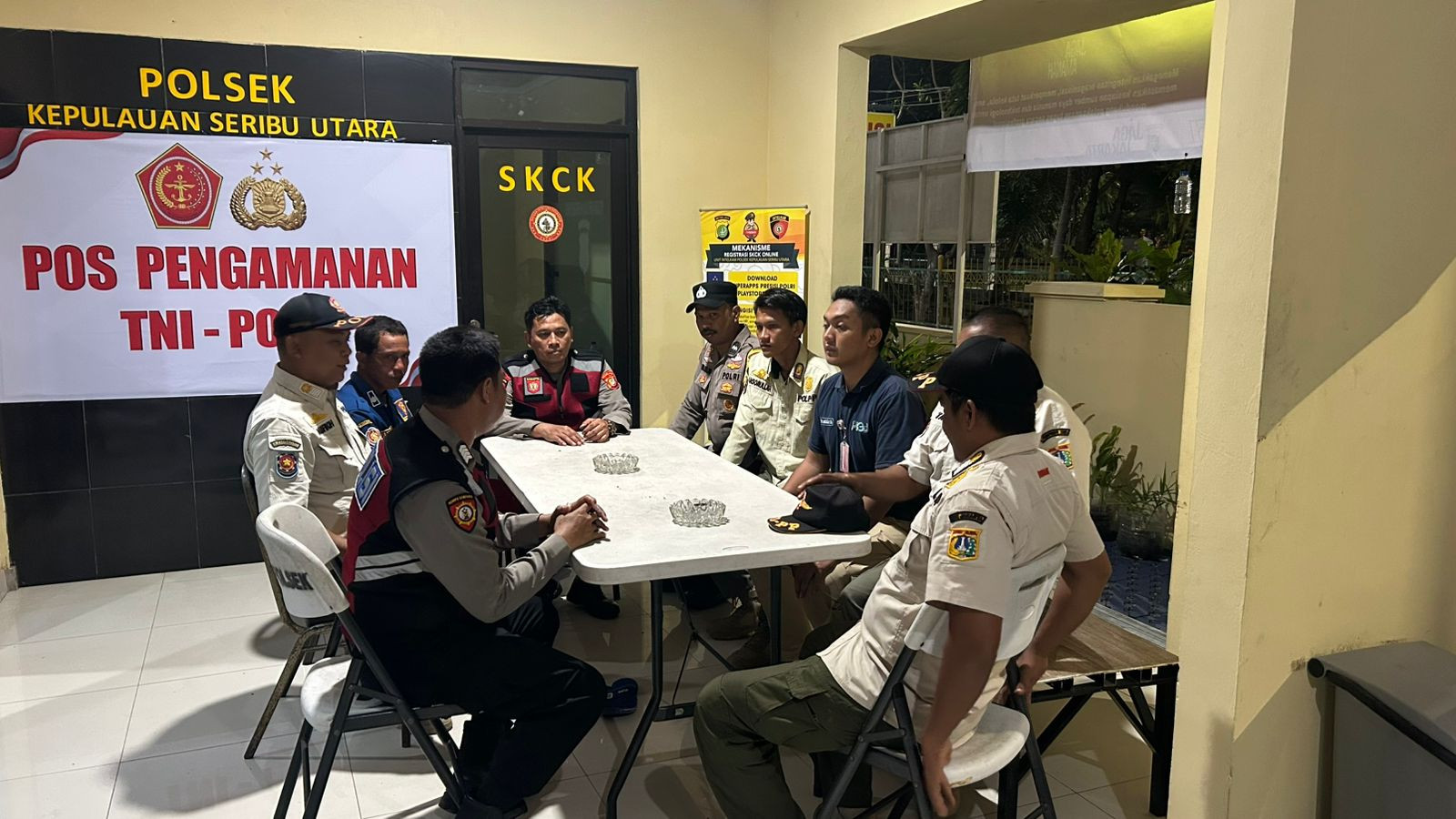Polsek Kepulauan Seribu Utara Gelar Patroli Malam Aman Nusa I 2025, Dukung Program Jaga Jakarta+
