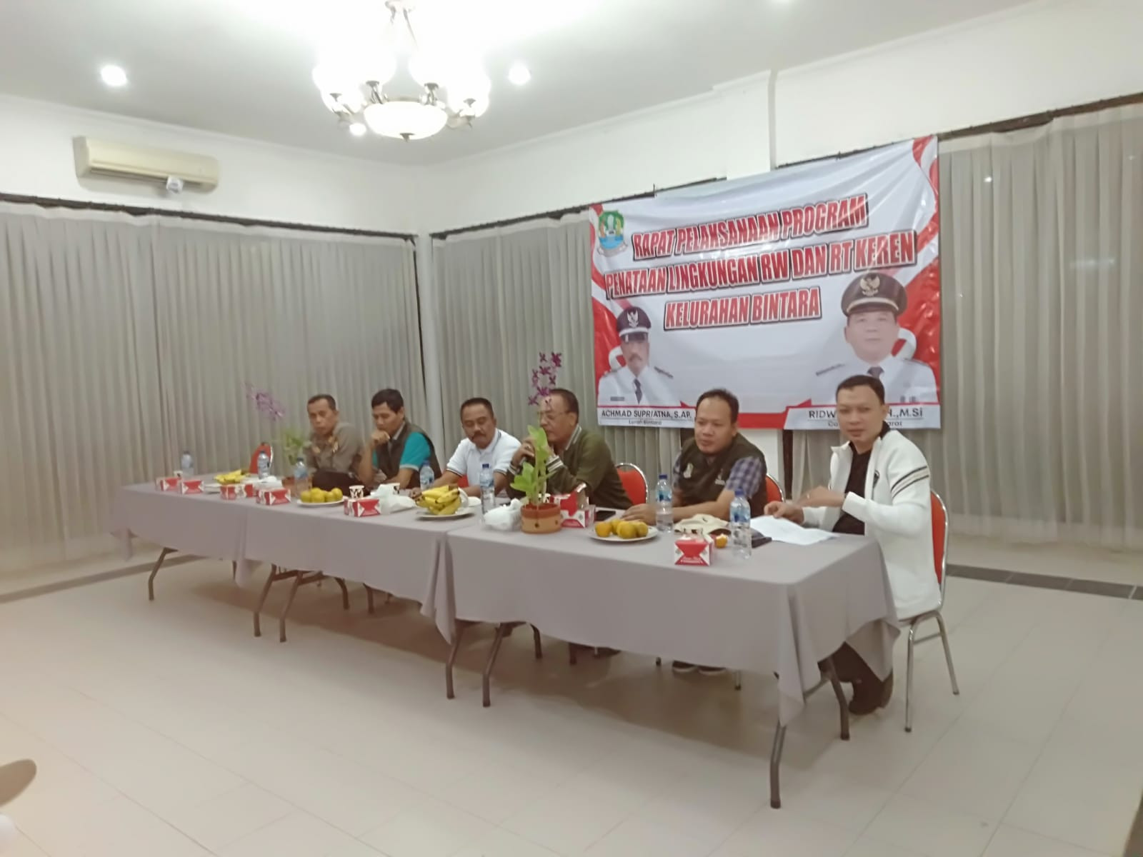 Waka Polsek Bekasi Barat Ajak Warga Aktifkan Siskamling dalam Rapat Gabungan Penataan RW Kelurahan Bintara