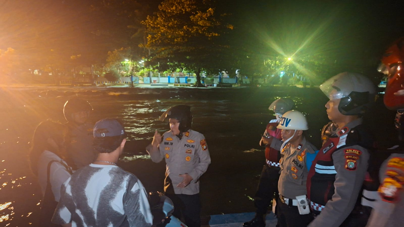 Cegah 3C, Polsek Kepulauan Seribu Selatan Intensifkan Patroli Malam dan Sosialisasi Call Center 110