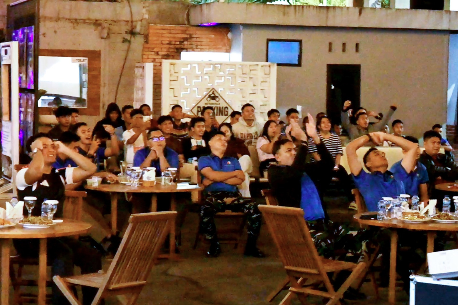 Semarak Nobar Gembira Final Piala Dunia 2026, Lanud Sultan Hasanuddin Pererat Kebersamaan