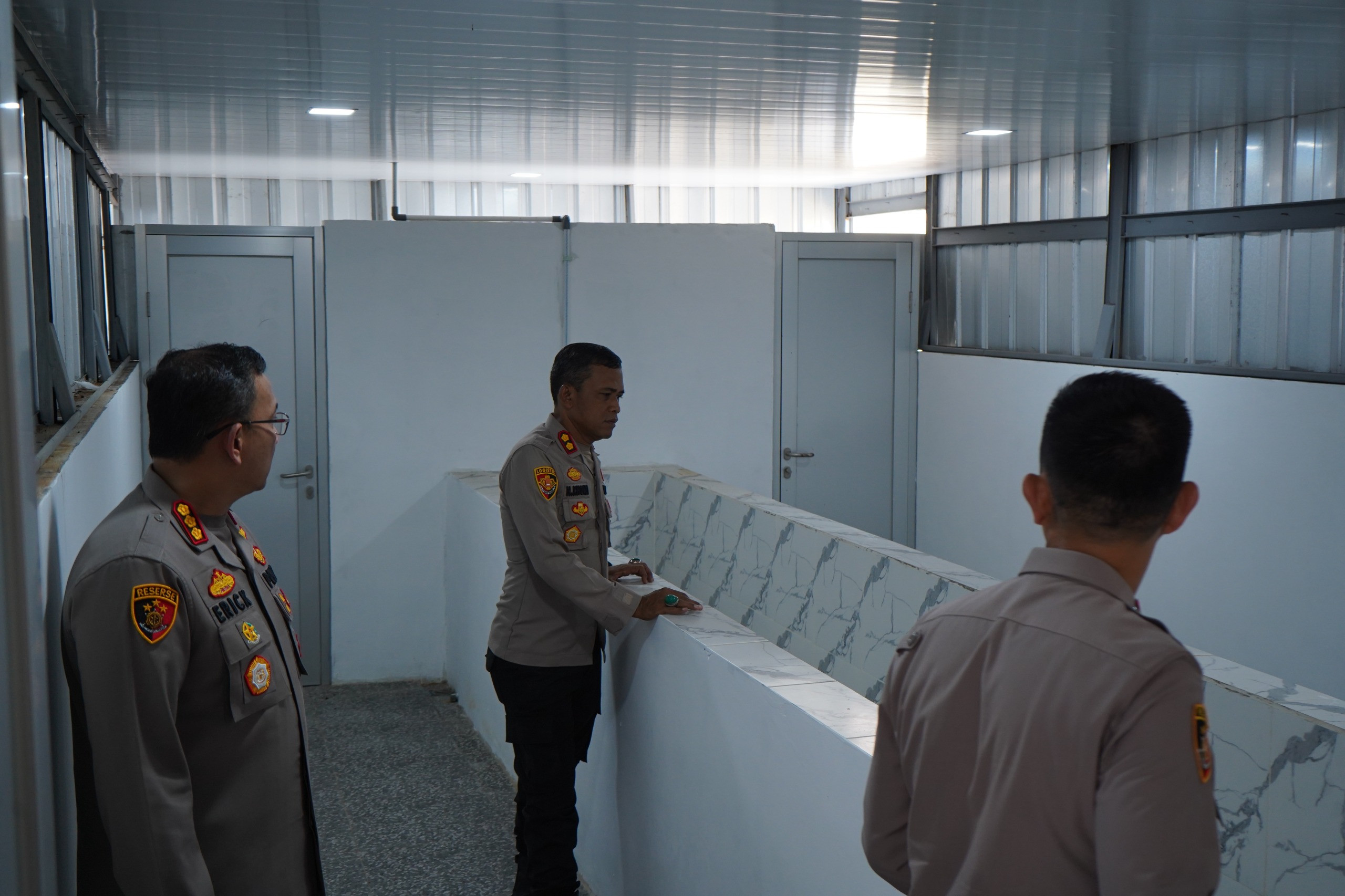 Kapolres Metro Jakarta Utara Tinjau Lokasi Penempatan Pasukan Brimob di Marunda