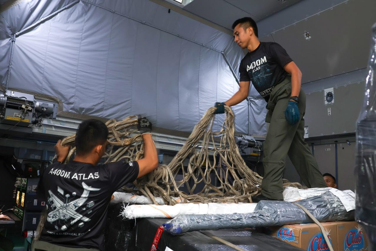 Hari Ketujuh Belas Penanganan Gempa NTT, TNI Salurkan 1.032,921 Ton Bantuan