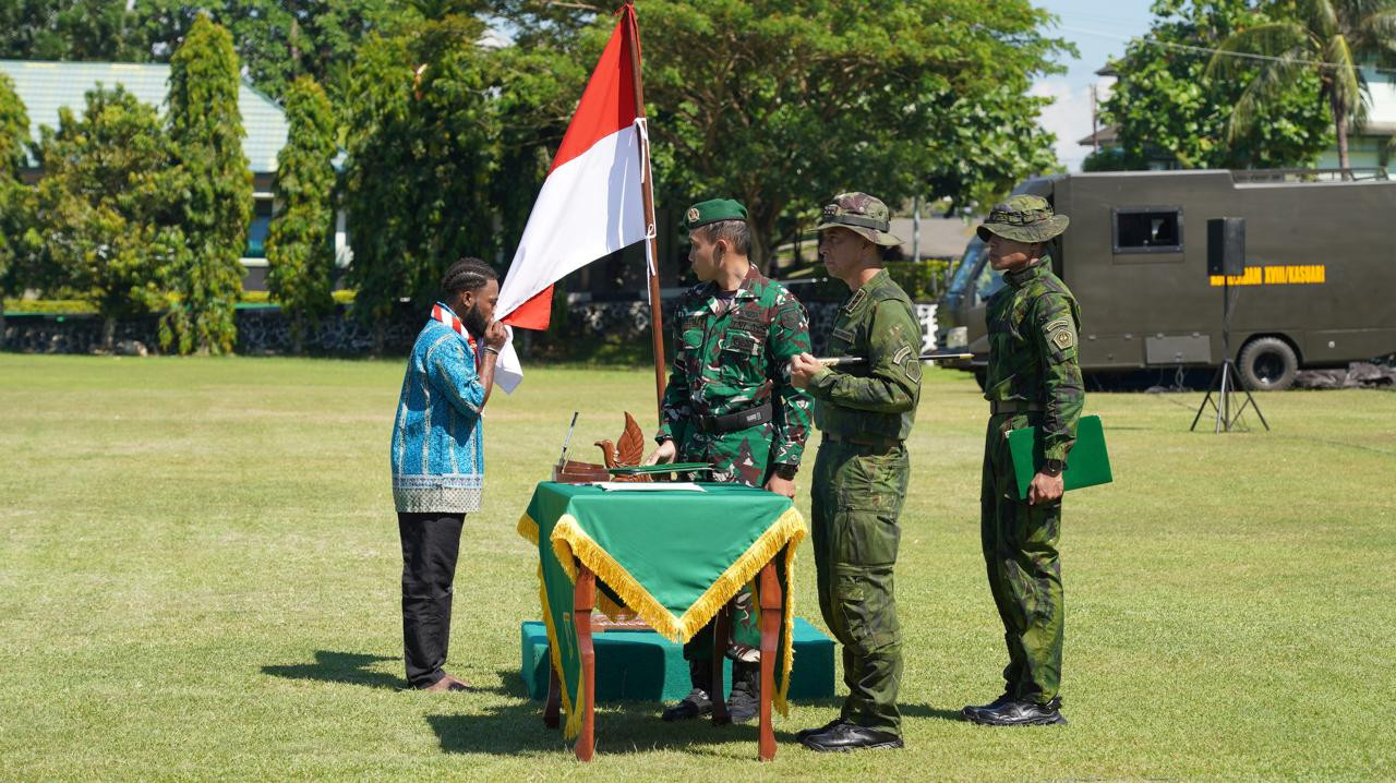 Sepuluh Anggota TPNPB-OPM Kodap IV Sorong Raya Ikrar Setia kepada NKRI di Manokwari