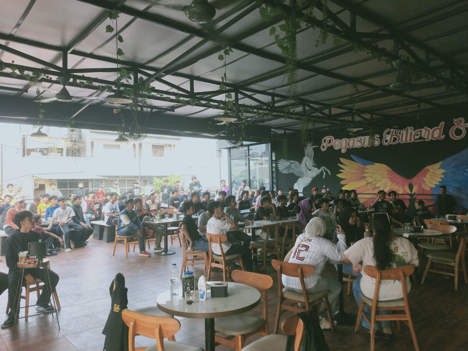 Polsek Metro Penjaringan Amankan Nobar Persija vs Persib di Pejagalan, Puluhan Jakmania Hadir