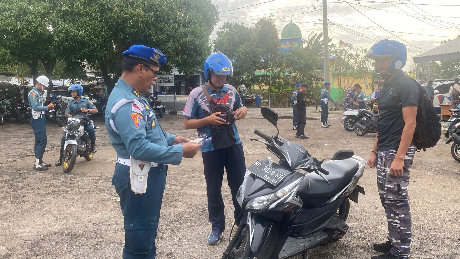 Pomal Lanal Bintan Gelar Operasi Penegakkan Ketertiban Secara Tegas dan Humanis