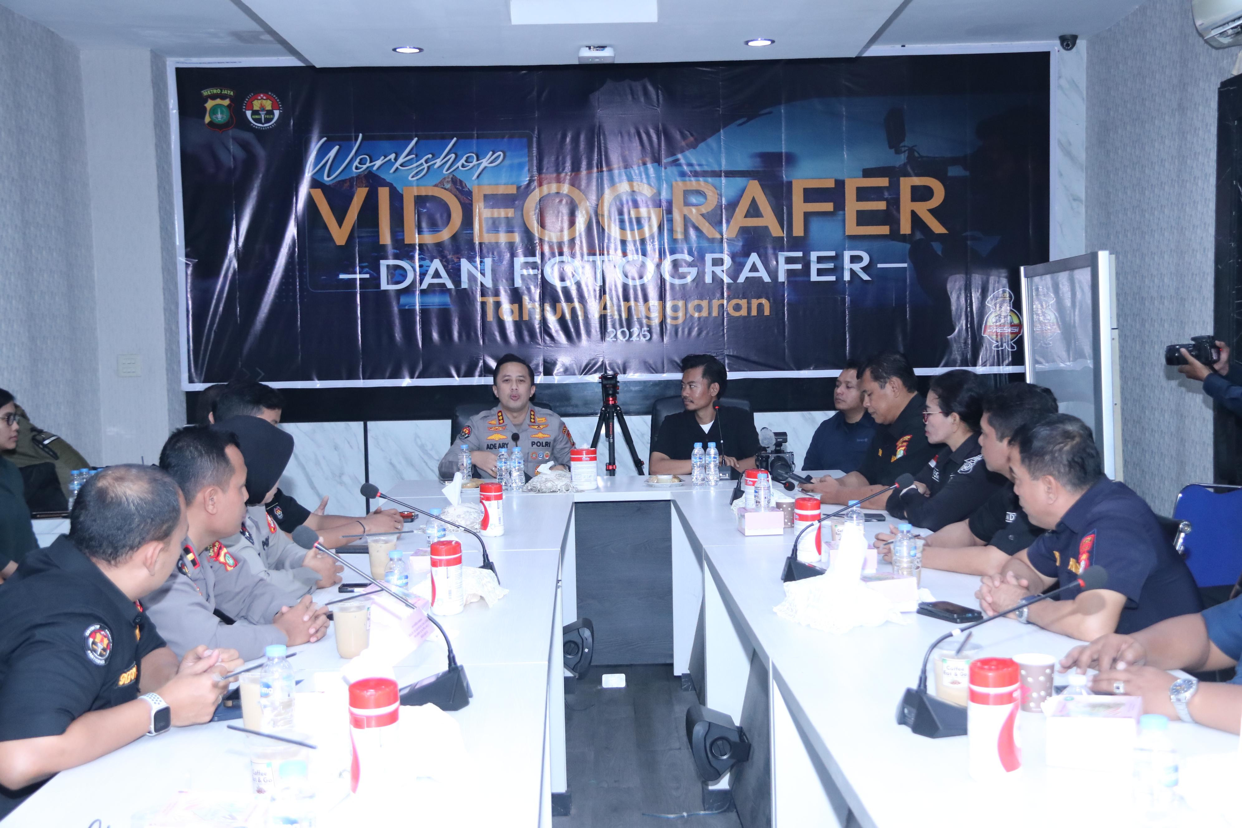 Polda Metro Jaya Gelar Workshop Kehumasan, Tingkatkan Skill Fotografi dan Videografi Anggota