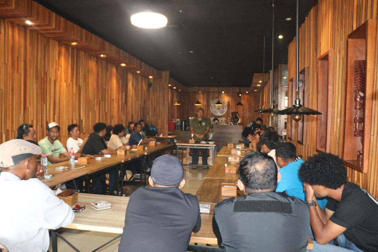 Satgas Humas Operasi Damai Cartenz-2025 Perkuat Sinergi Media Lewat Silaturahmi di Timika