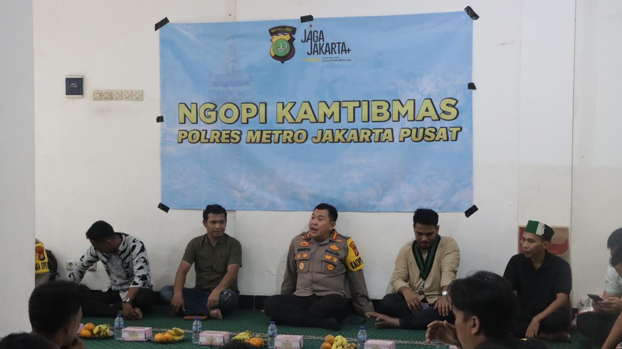 Ngopi Bareng HMI, Kapolres Metro Jakpus Ajak Mahasiswa Jaga Jakarta Lewat Kolaborasi