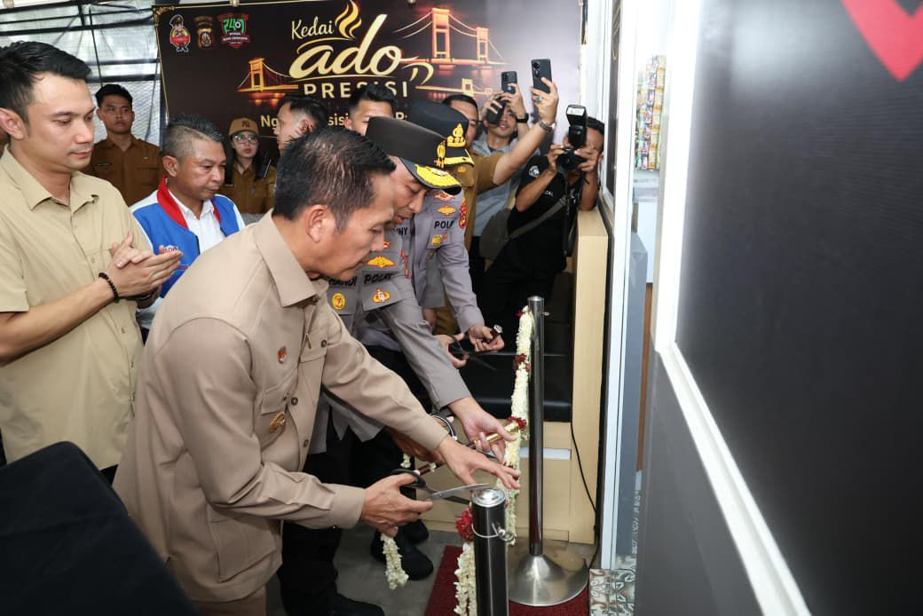 Resmikan Kedai ADO Presisi, Kapolda Sumsel: Driver Ojol Mitra Jaga Kamtibmas