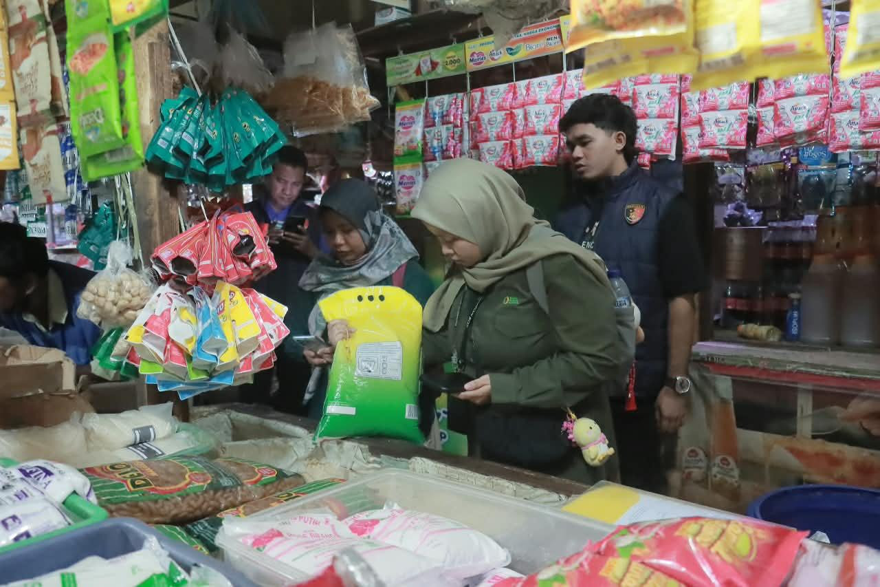 Jaga Stabilitas Harga Beras, Satgas Pangan Polres Metro Jakarta Utara Cek Pasar Anyar Bahari