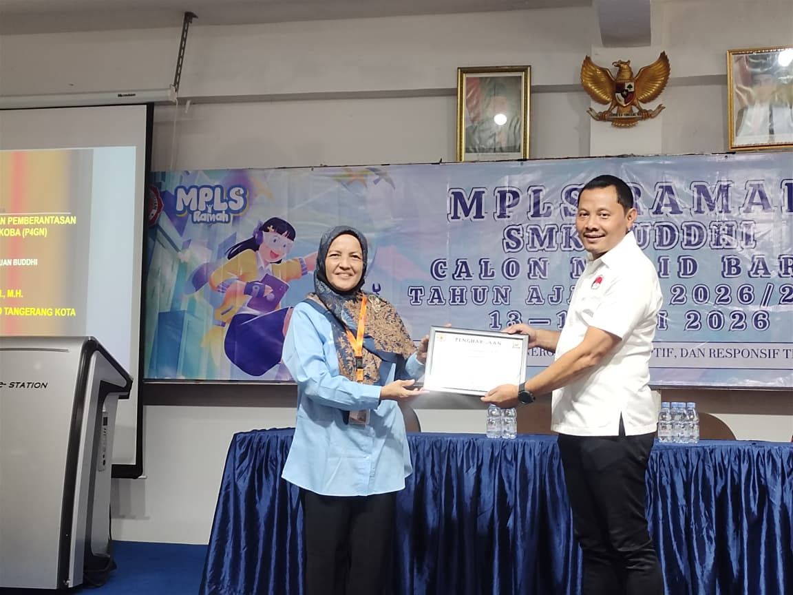 Cegah Penyalahgunaan Narkoba Sejak Dini, Satresnarkoba Gelar Penyuluhan P4GN di Sekolah