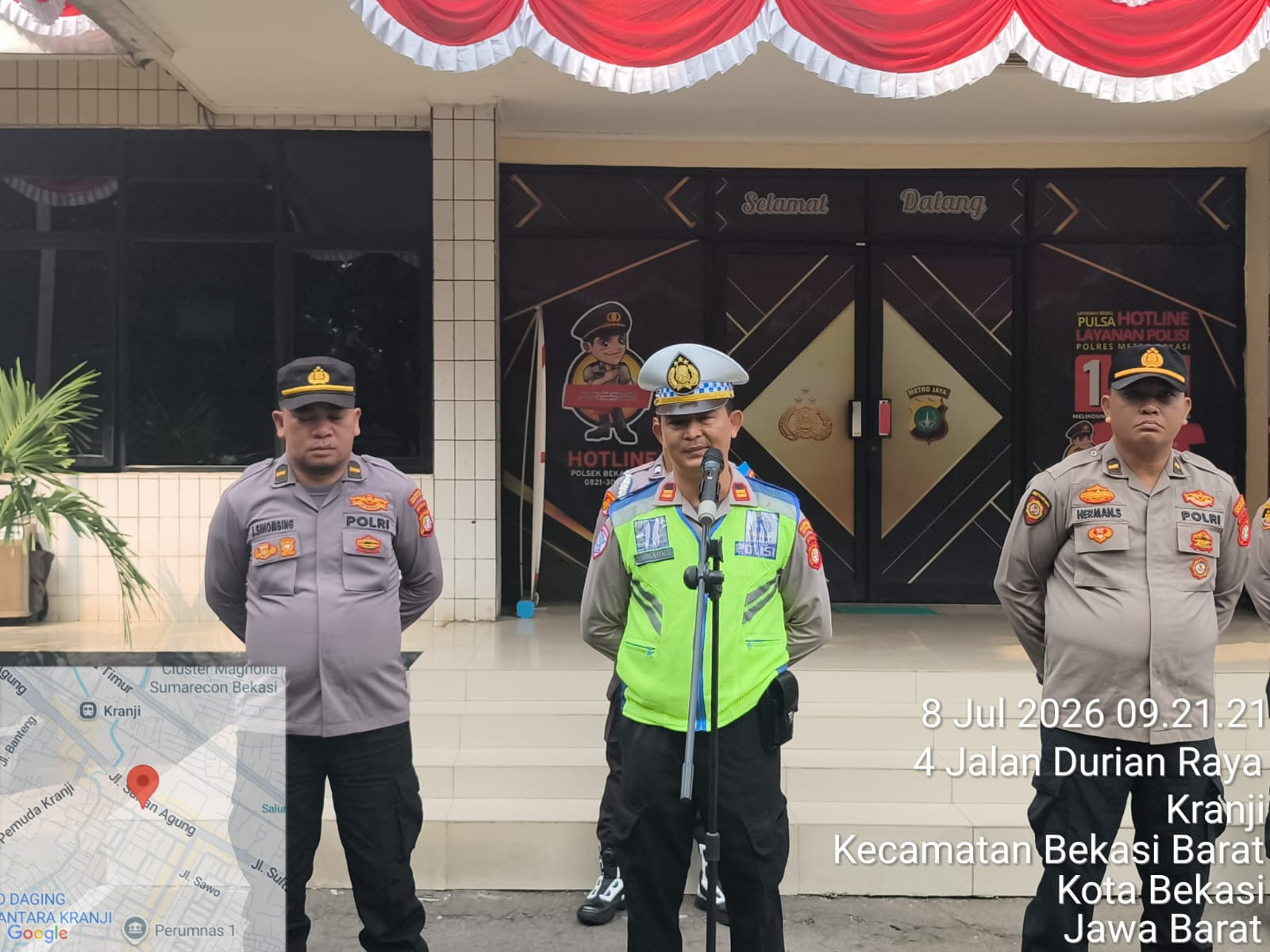 Kapolsek Bekasi Barat Pimpin Apel Pelepasan Tiga Personel yang Mutasi Tugas