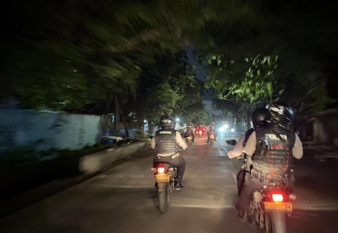 Satgas Anti Tawuran Ditsamapta Polda Metro Jaya Amankan 7 Pemuda dan 3 Sajam di Cilincing