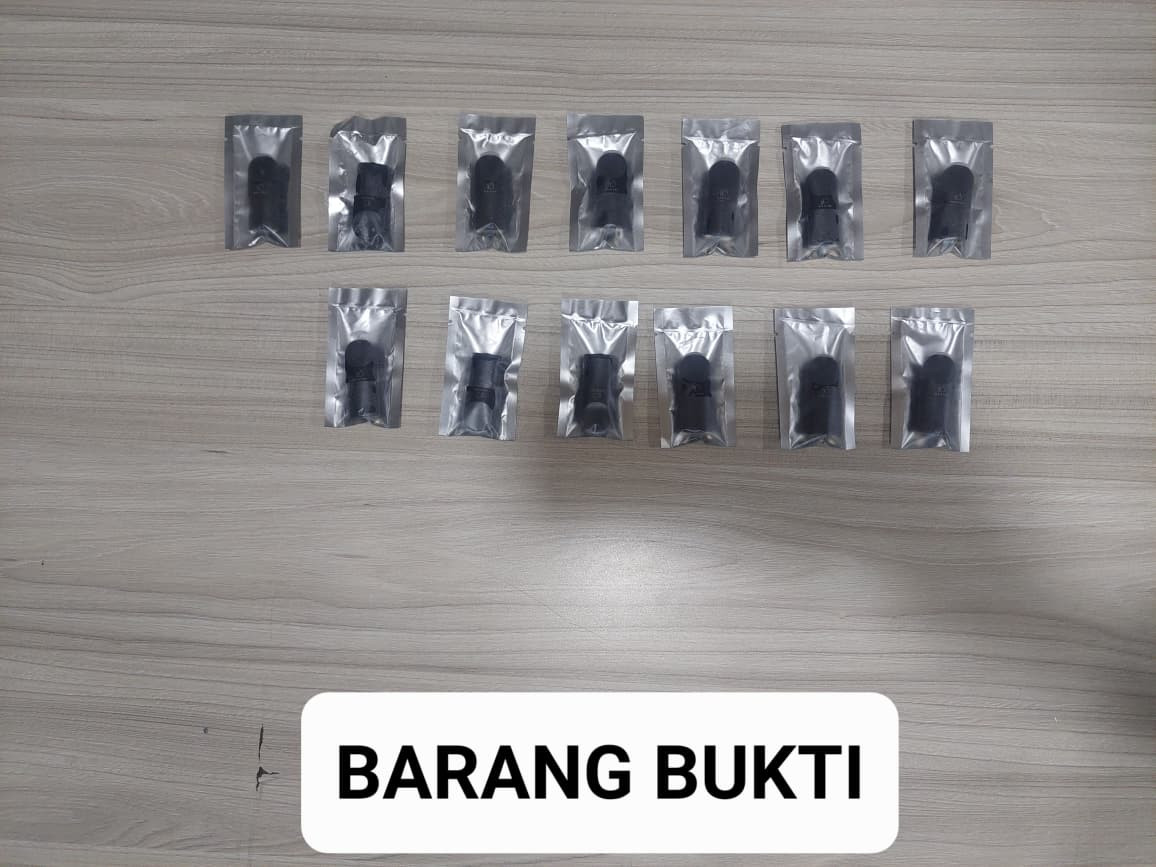 POLDA METRO JAYA MENGUNGKAP PEREDARAN NARKOTIKA SABU 476 GRAM, ETOMIDATE DAN HAPPY WATER DI CAKUNG