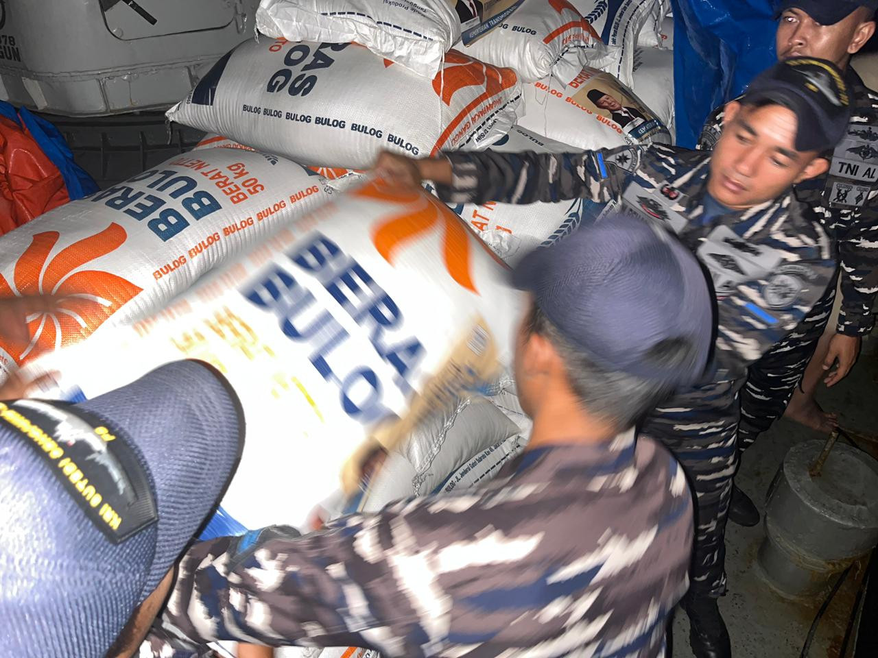 Kodaeral I Pastikan Bantuan Logistik PPresiden RI Tiba di Aceh Tamiang